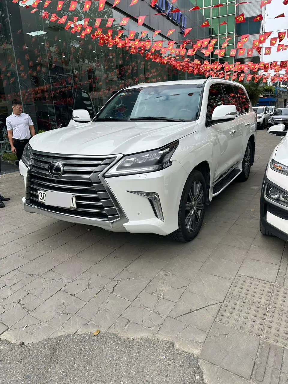 Cần bán Lexus LX 570 Super Sport 2016, Trung Đông-1