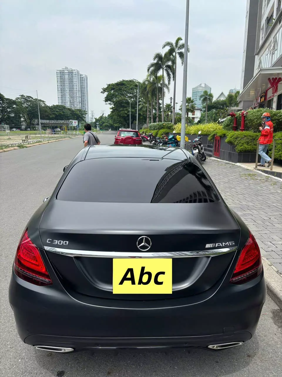 Mercedes Benz AMG 2021 - 21300 km (SG)-2