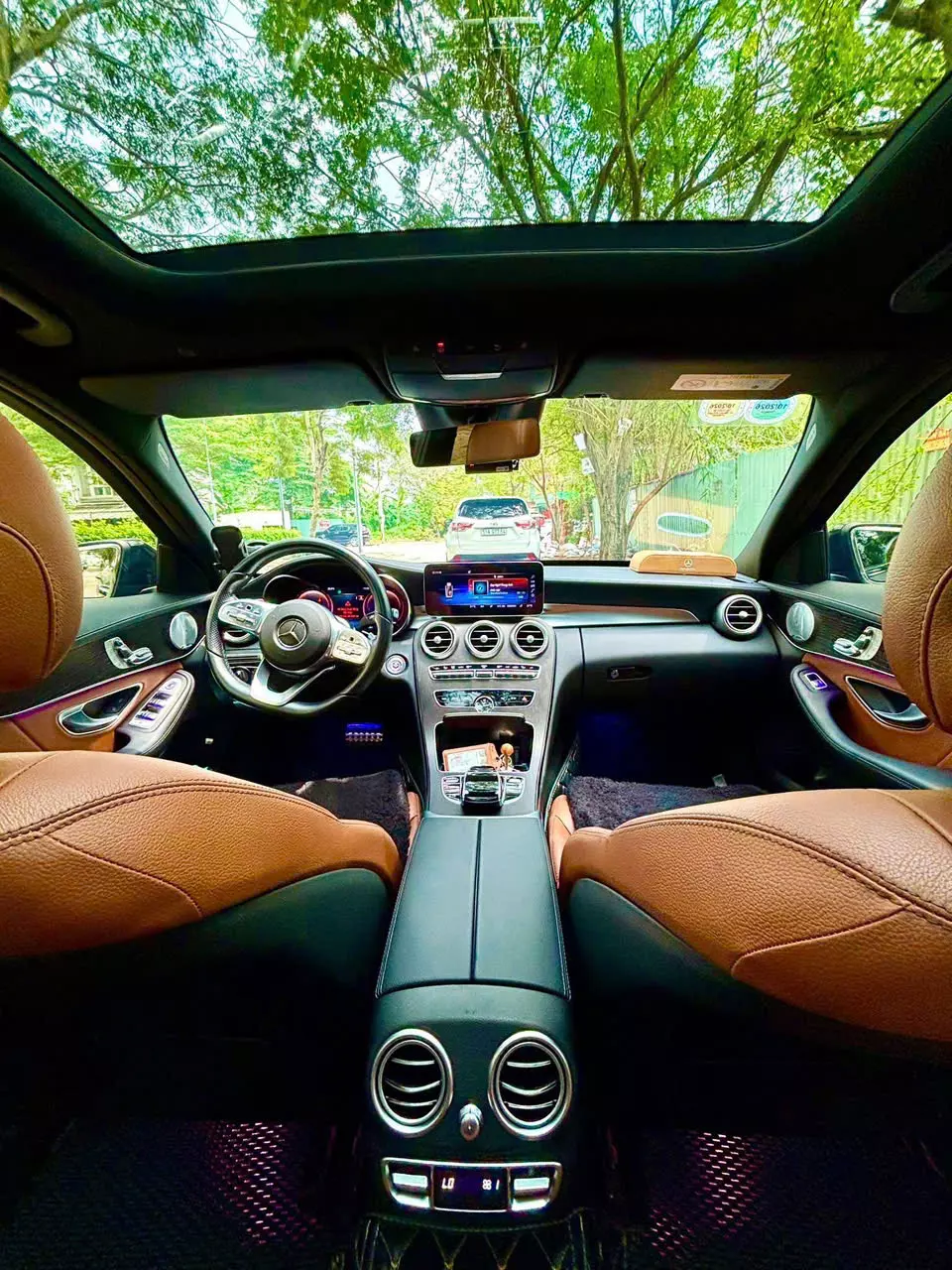 Mercedes Benz AMG 2021 - 21300 km (SG)-3