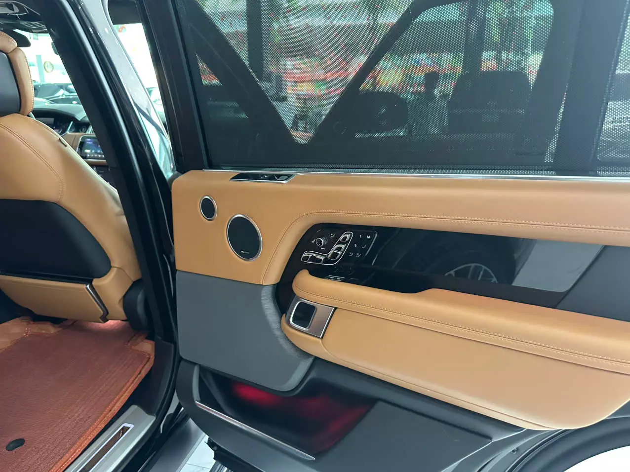 RANGE ROVER AUTOBIOGRAPHY LWB SẢN XUẤT 2020 -5