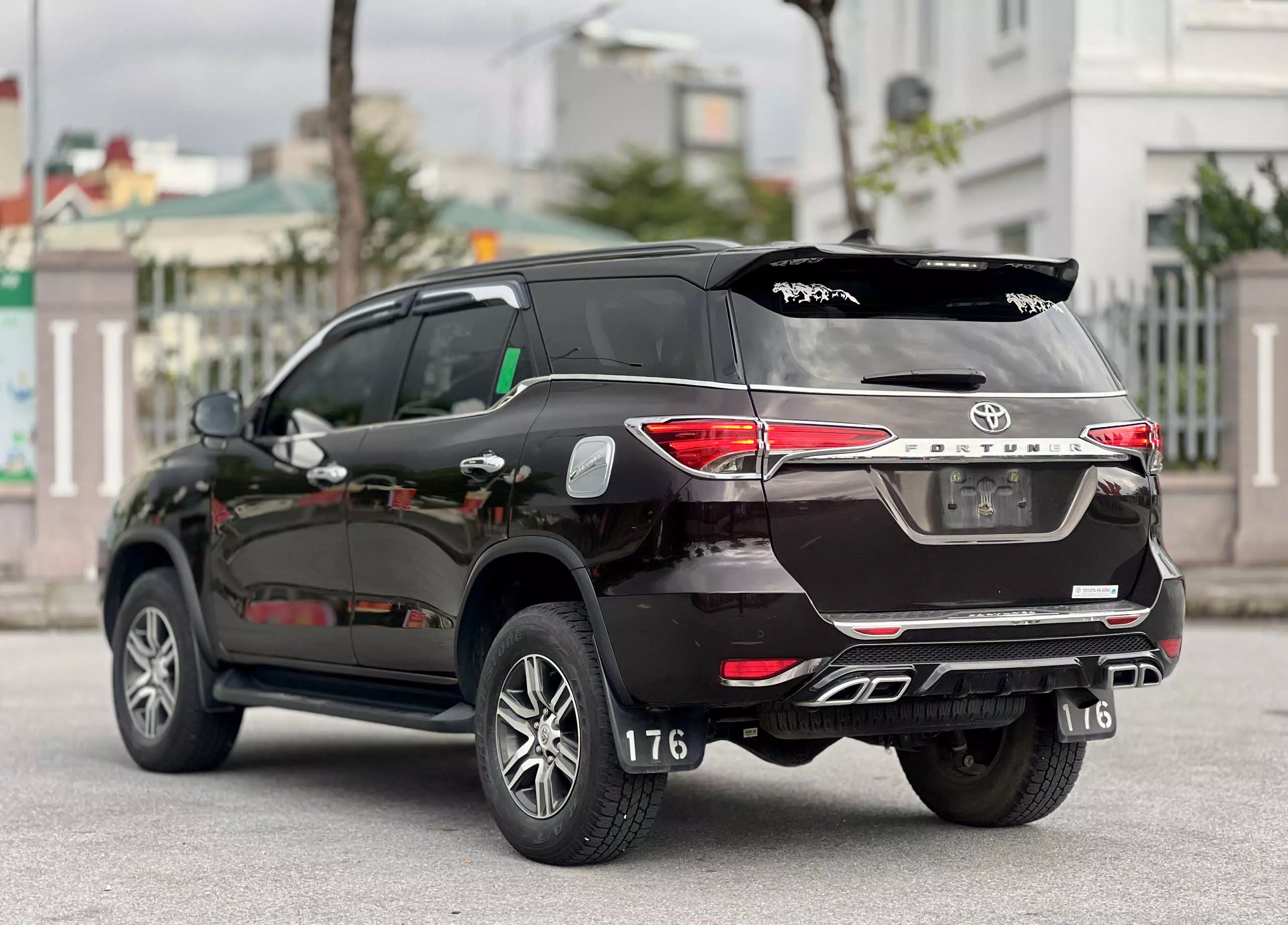 Fortuner máy dầu số tự động 1 cầu đời 2020 form mới-7