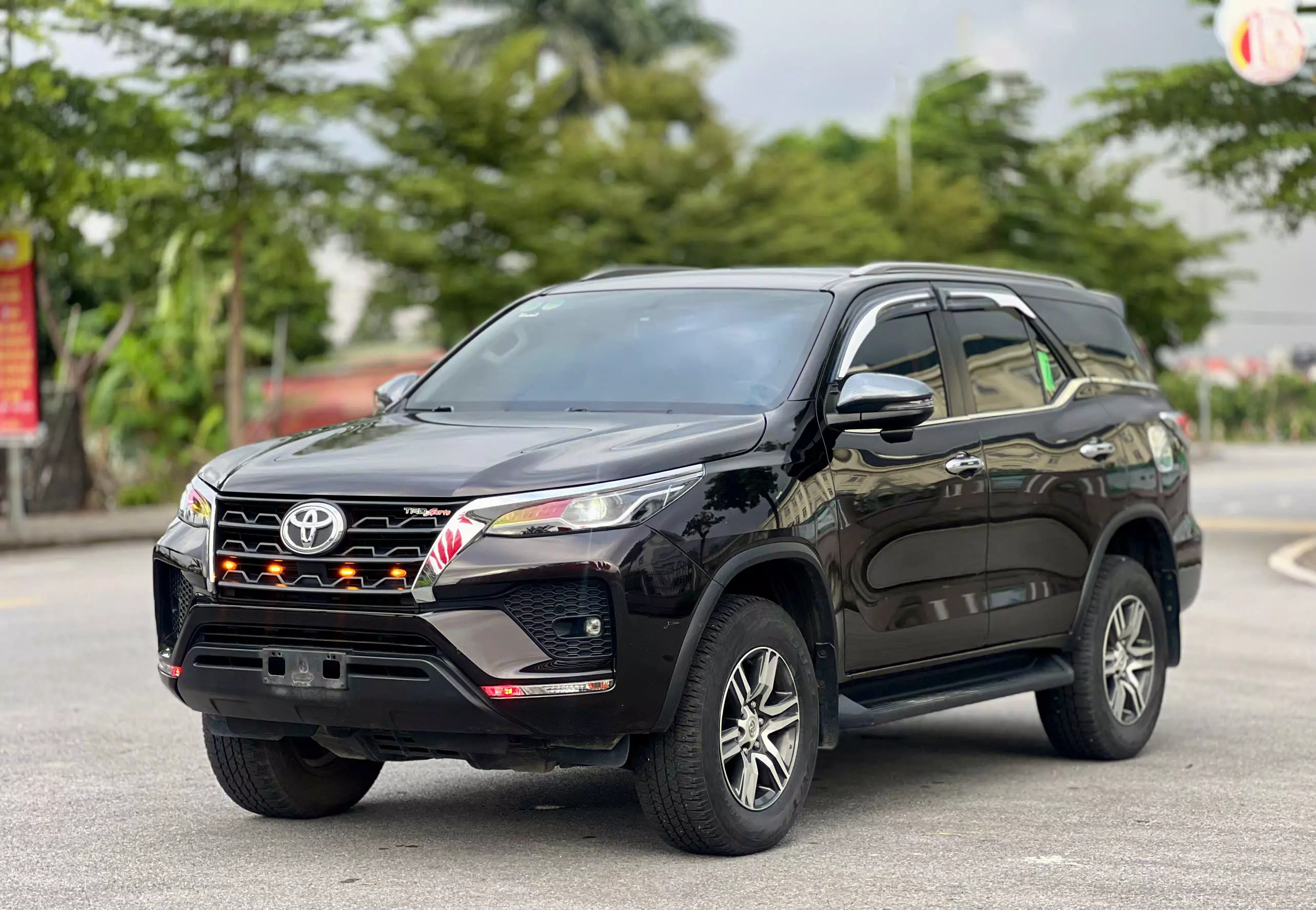 Fortuner máy dầu số tự động 1 cầu đời 2020 form mới-8