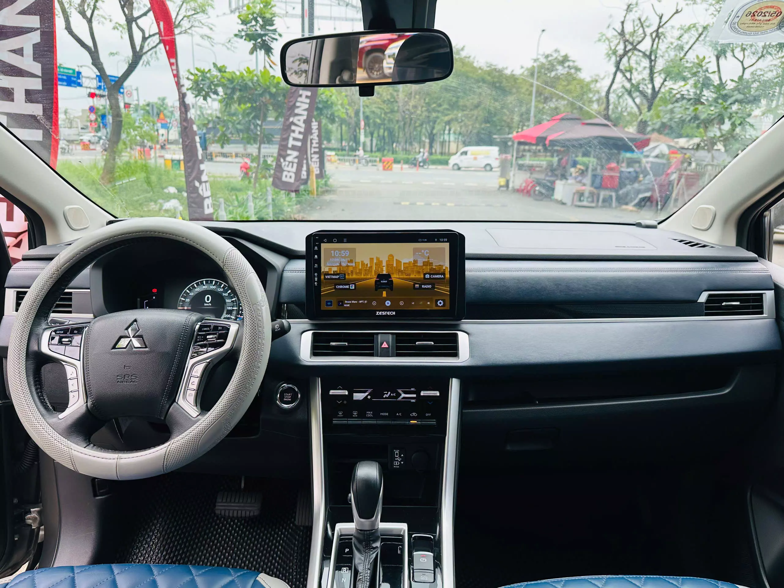 Xpander Cross 2023 màu Nâu sang trọng – Xe lướt cực mới, full option, nhập Indonesia-3