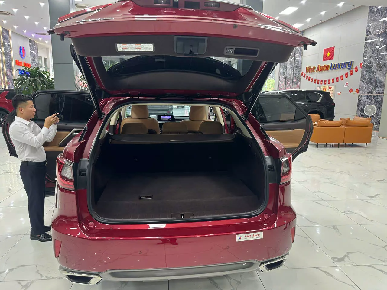 Bán Lexus RX200t sản xuất năm 2016 đăng ký 2017 một chủ từ đầu màu đỏ nội thất nâu-5