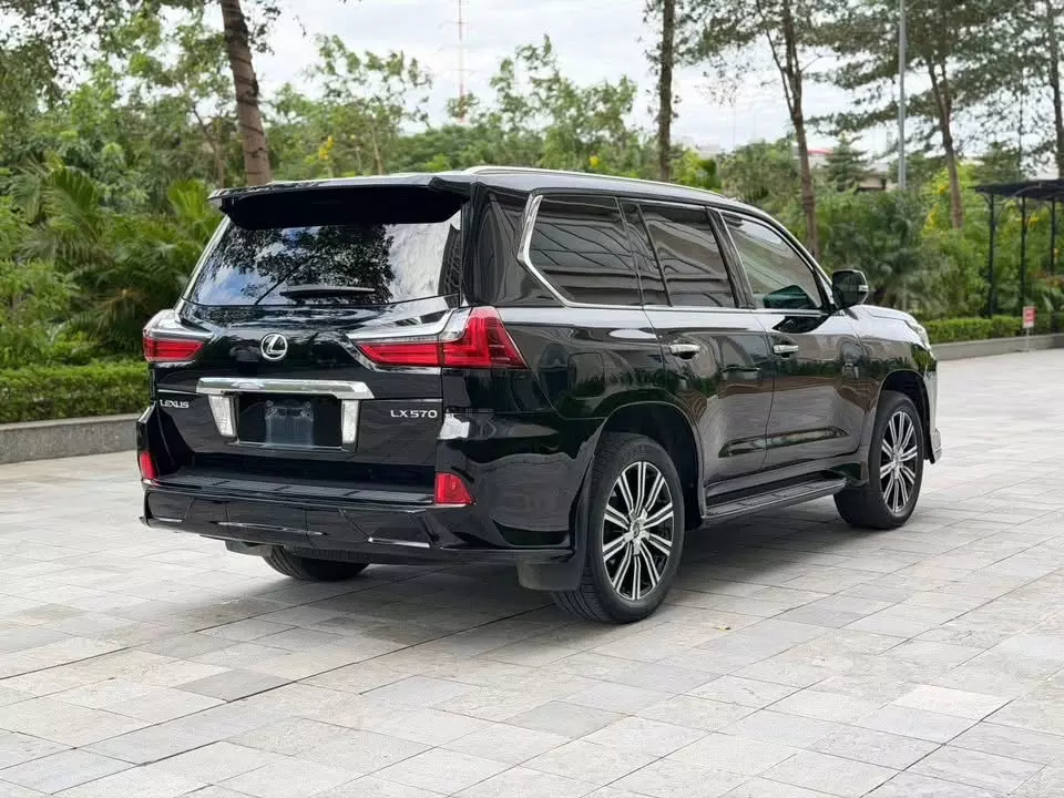 Bán Lexus LX570 MBS 4 chỗ, sản xuất 2016. Xe cực mới.-3