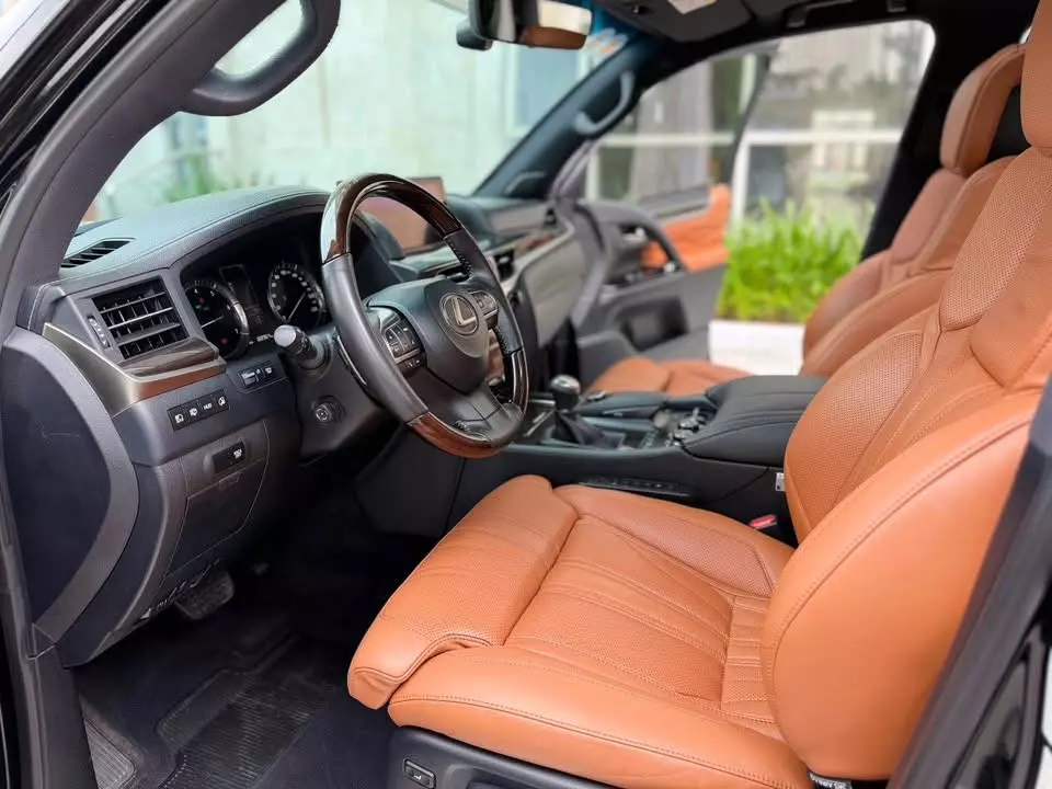 Bán Lexus LX570 MBS 4 chỗ, sản xuất 2016. Xe cực mới.-5