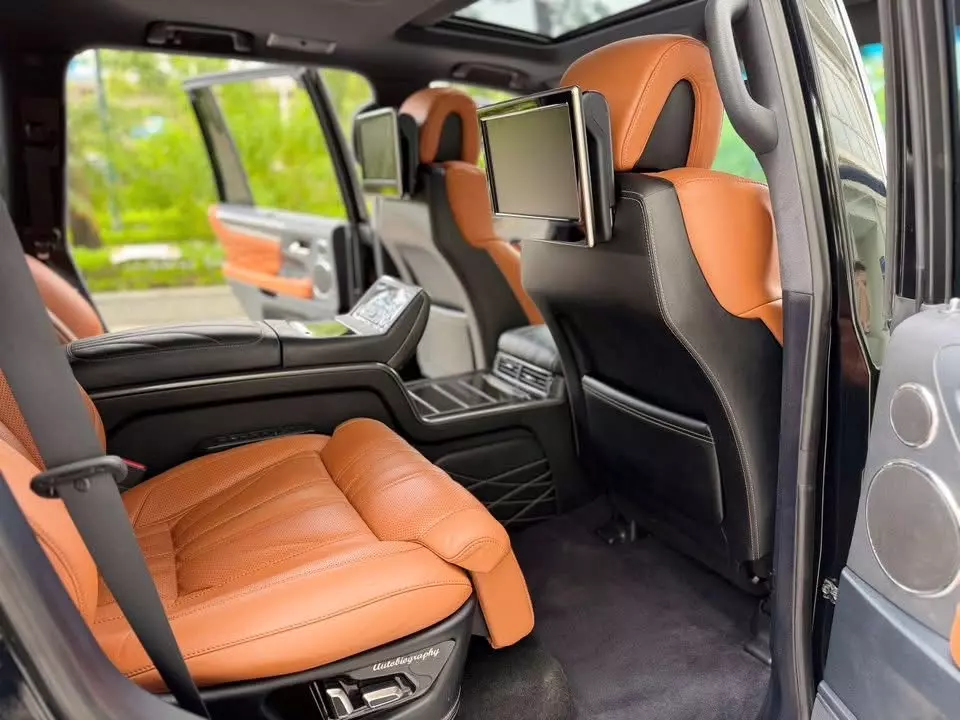 Bán Lexus LX570 MBS 4 chỗ, sản xuất 2016. Xe cực mới.-7