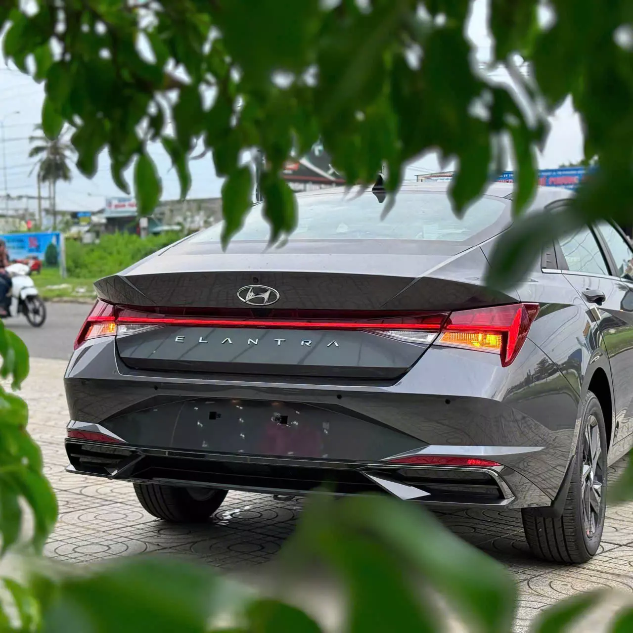  Cần bán nhanh – Hyundai Elantra 1.6 Đặc Biệt 2025 – Mới 99% | Odo 800km | Xe còn thơm mùi mới-0