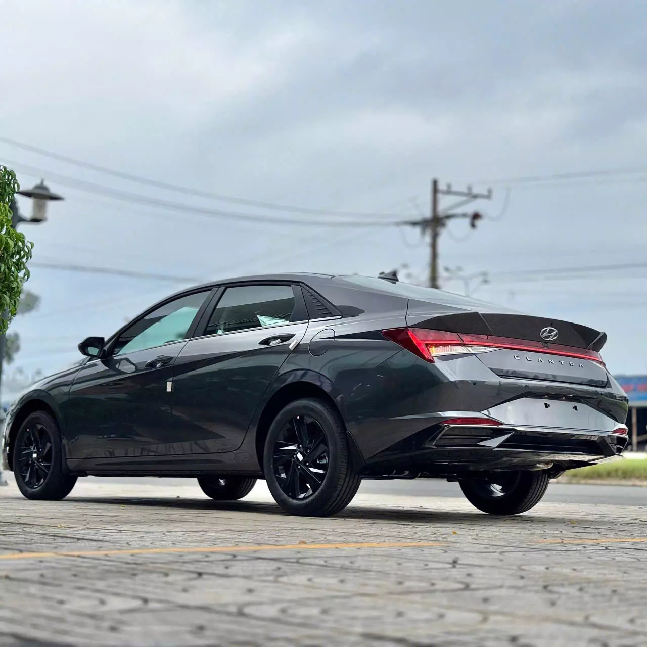  Cần bán nhanh – Hyundai Elantra 1.6 Đặc Biệt 2025 – Mới 99% | Odo 800km | Xe còn thơm mùi mới-2