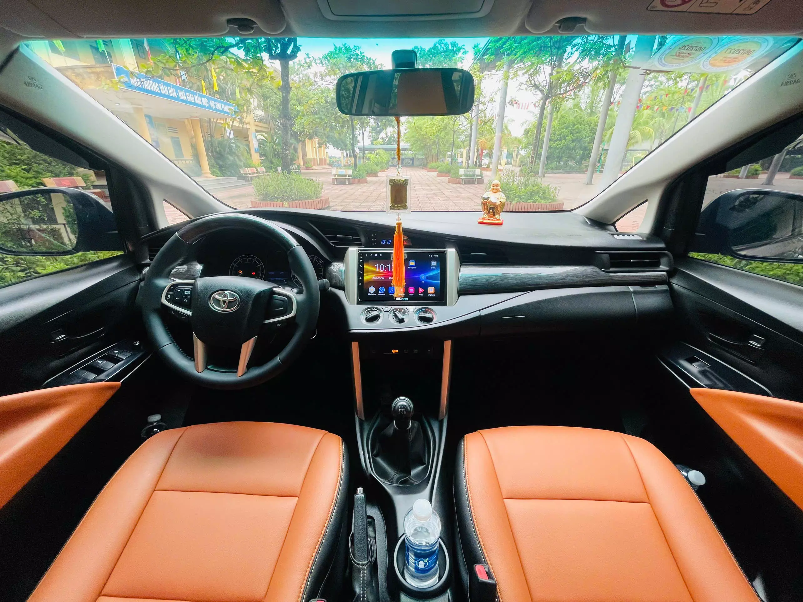 Tôi cần bán chiếc xe ô tô Toyota Innova 2.0E xe gđ sử dụng rất giữ gìn-5