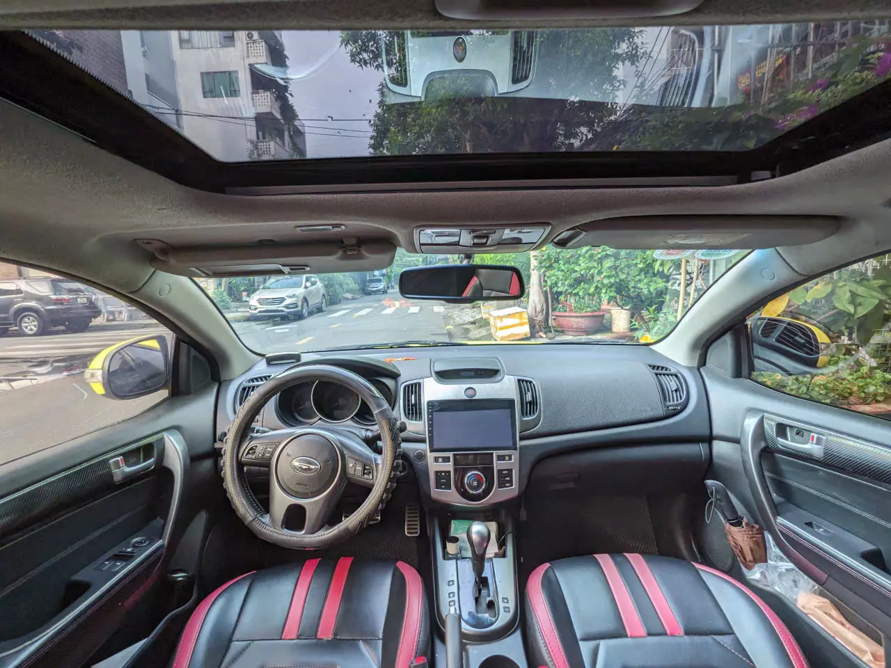  Vì có nhu cầu đổi xe mới, nên mình để lại chiếc Kia Koup nhập khẩu nguyên chiếc – đời 2009-3