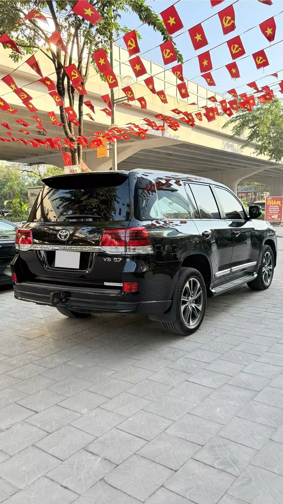 Bán Land Cruiser 4.6V8 4 chỗ siêu VIP, sản xuất 2020. xe cực mới.-4