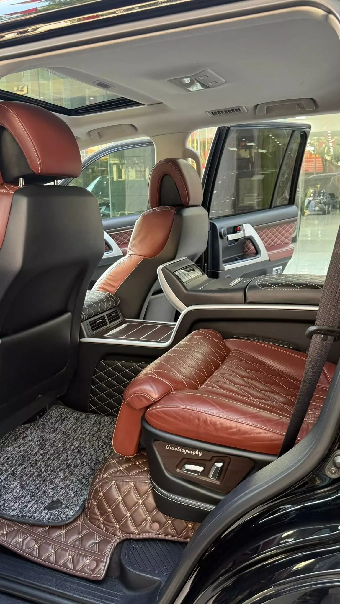 Bán Land Cruiser 4.6V8 4 chỗ siêu VIP, sản xuất 2020. xe cực mới.-7