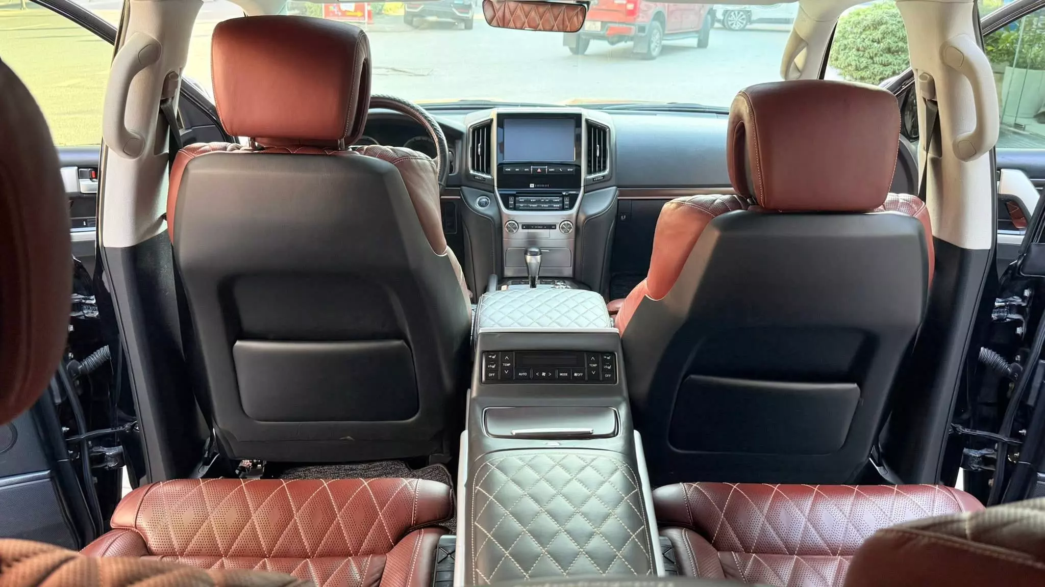 Bán Land Cruiser 4.6V8 4 chỗ siêu VIP, sản xuất 2020. xe cực mới.-9