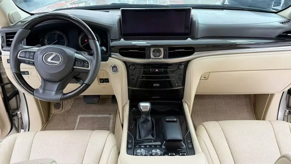 Bán Lexus LX570 sản xuất 2016, màu vàng cát cực đẹp.-7