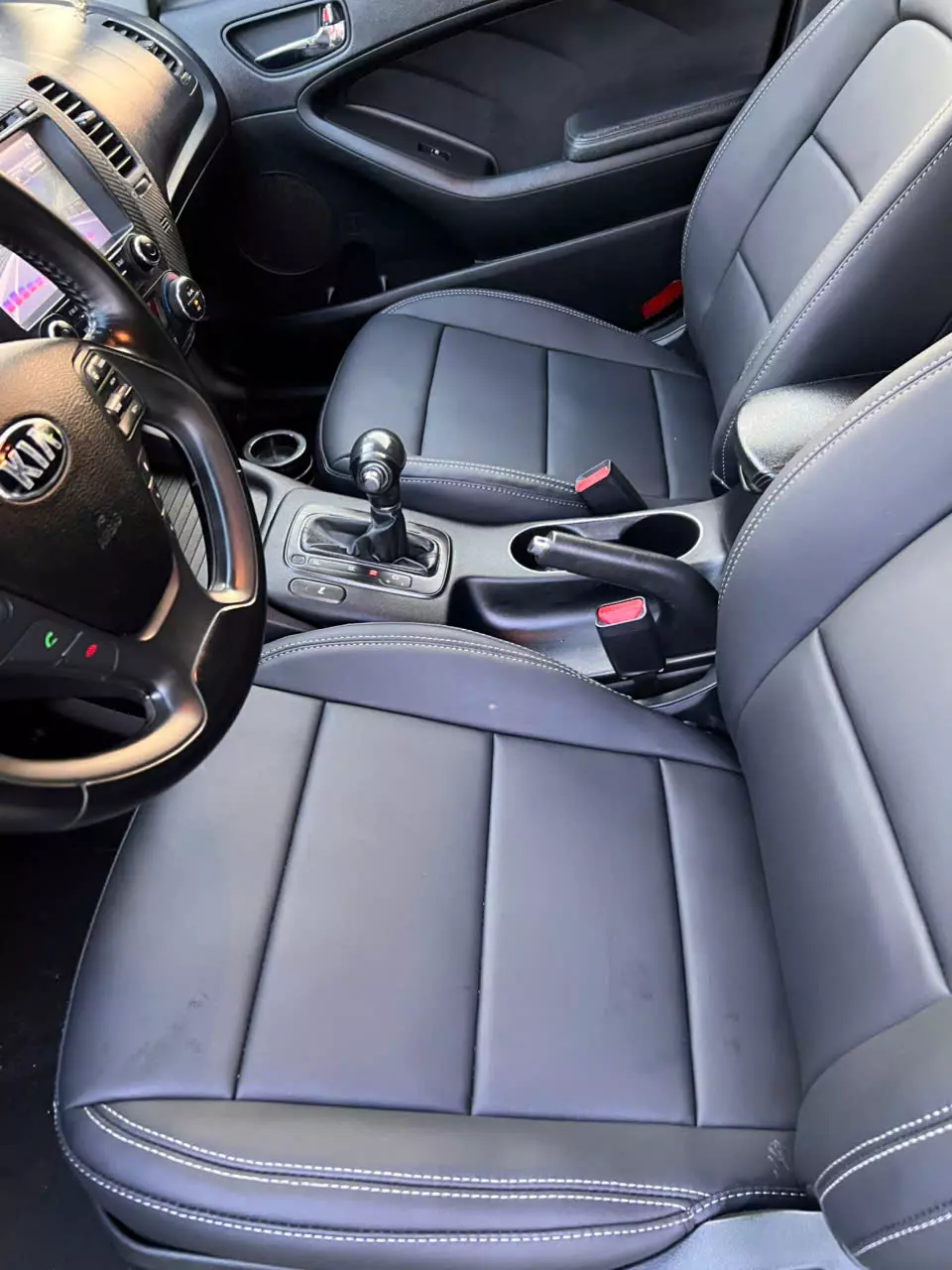 Bán nhanh xe Kia-k3 -2014-0