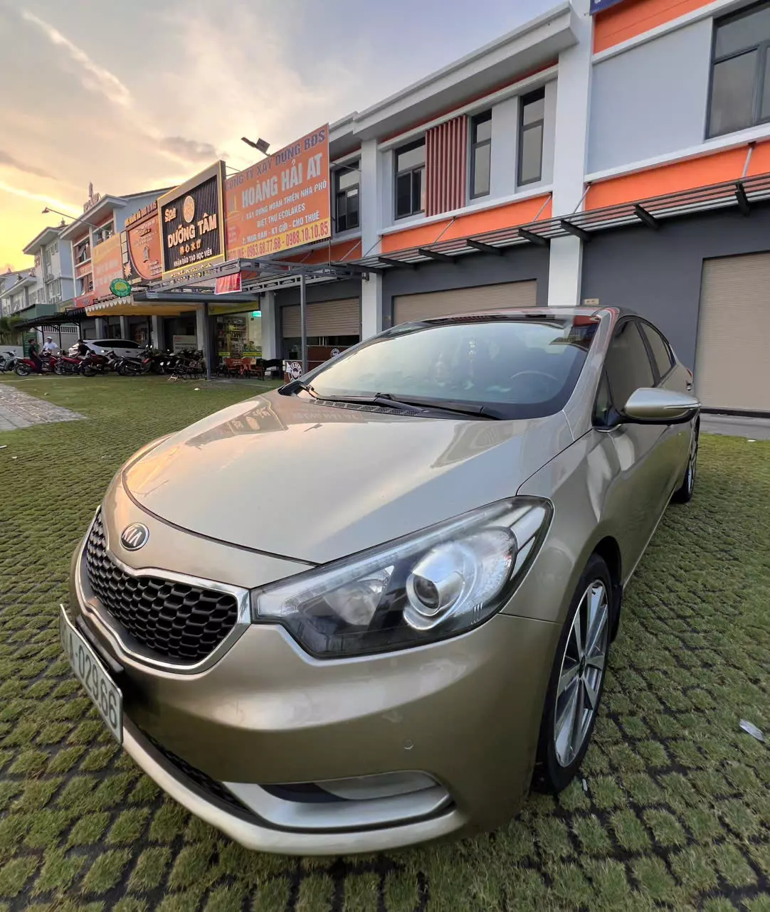 Bán nhanh xe Kia-k3 -2014-1