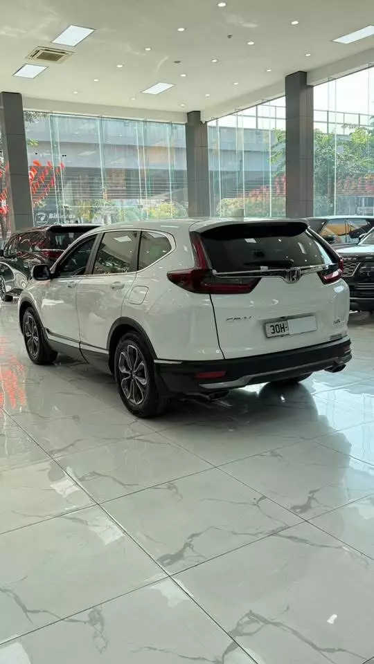 Bán Honda CRV-L sản xuất 2022. Xe chạy ít, một chủ Hà Nội.-5