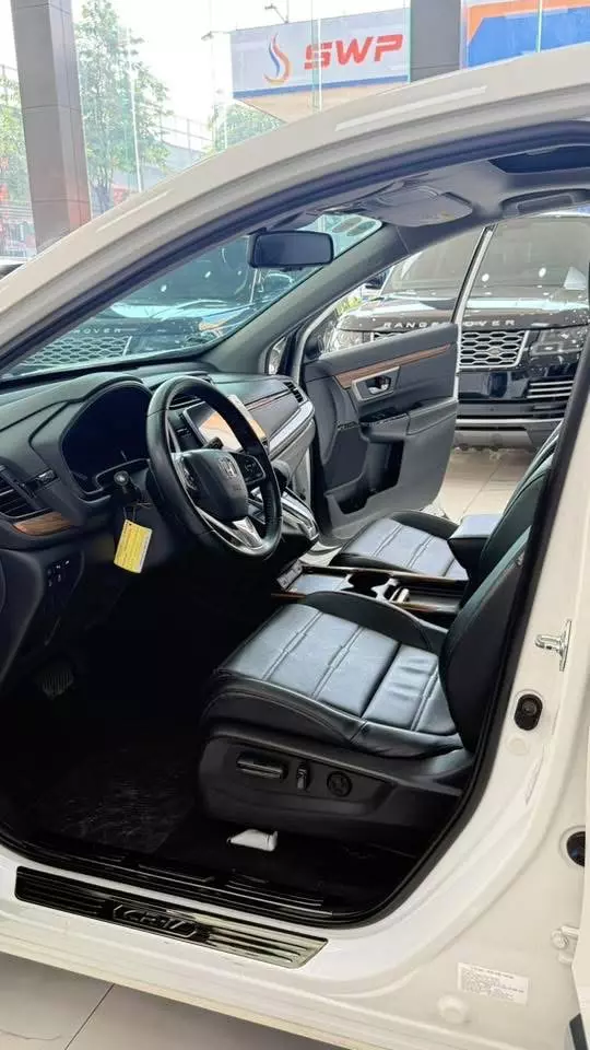 Bán Honda CRV-L sản xuất 2022. Xe chạy ít, một chủ Hà Nội.-9