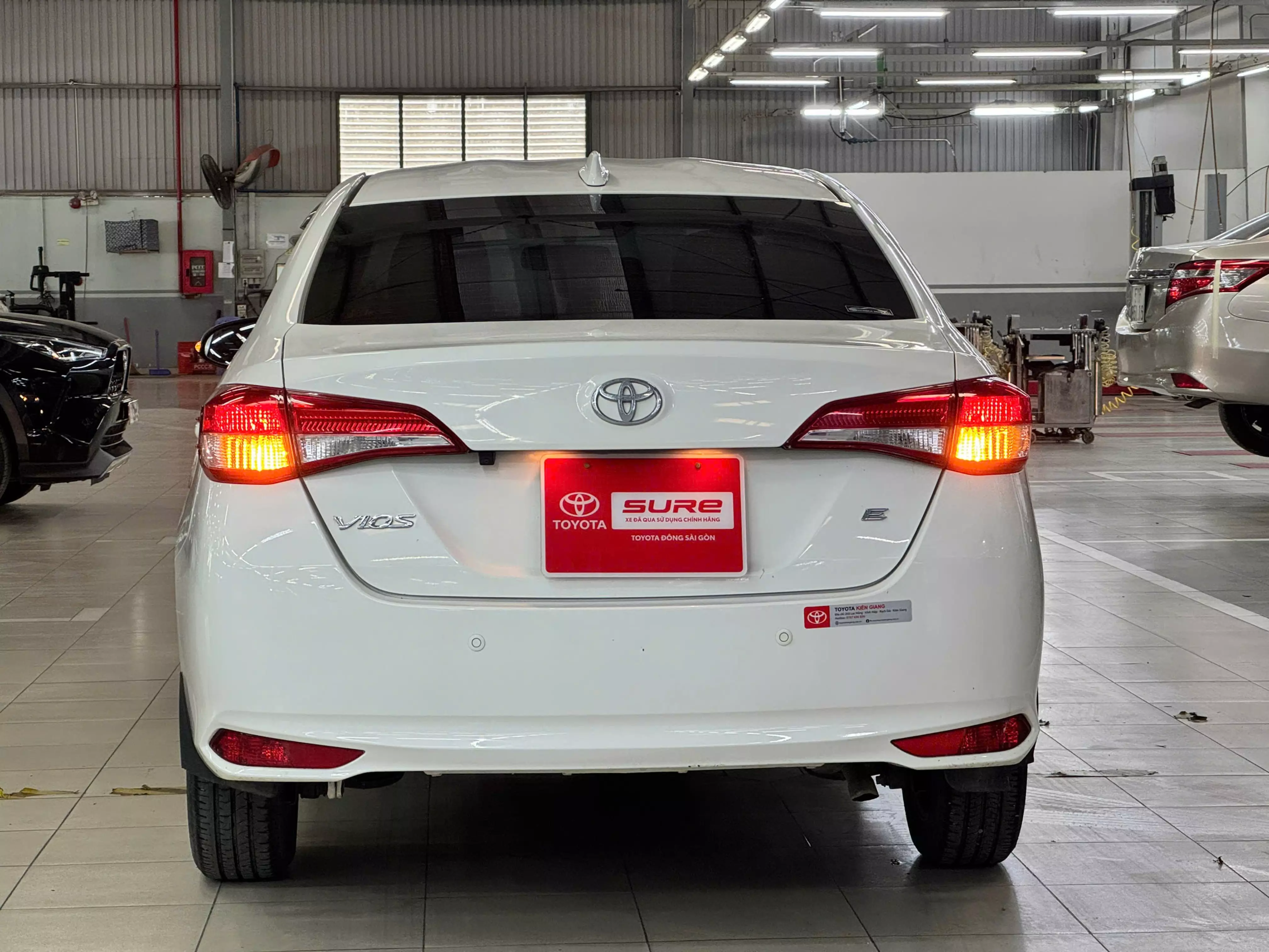 Xe Toyota Vios Vios 1.5 E MT 2020 2020, màu trắng, giá chỉ 330 triệu-8