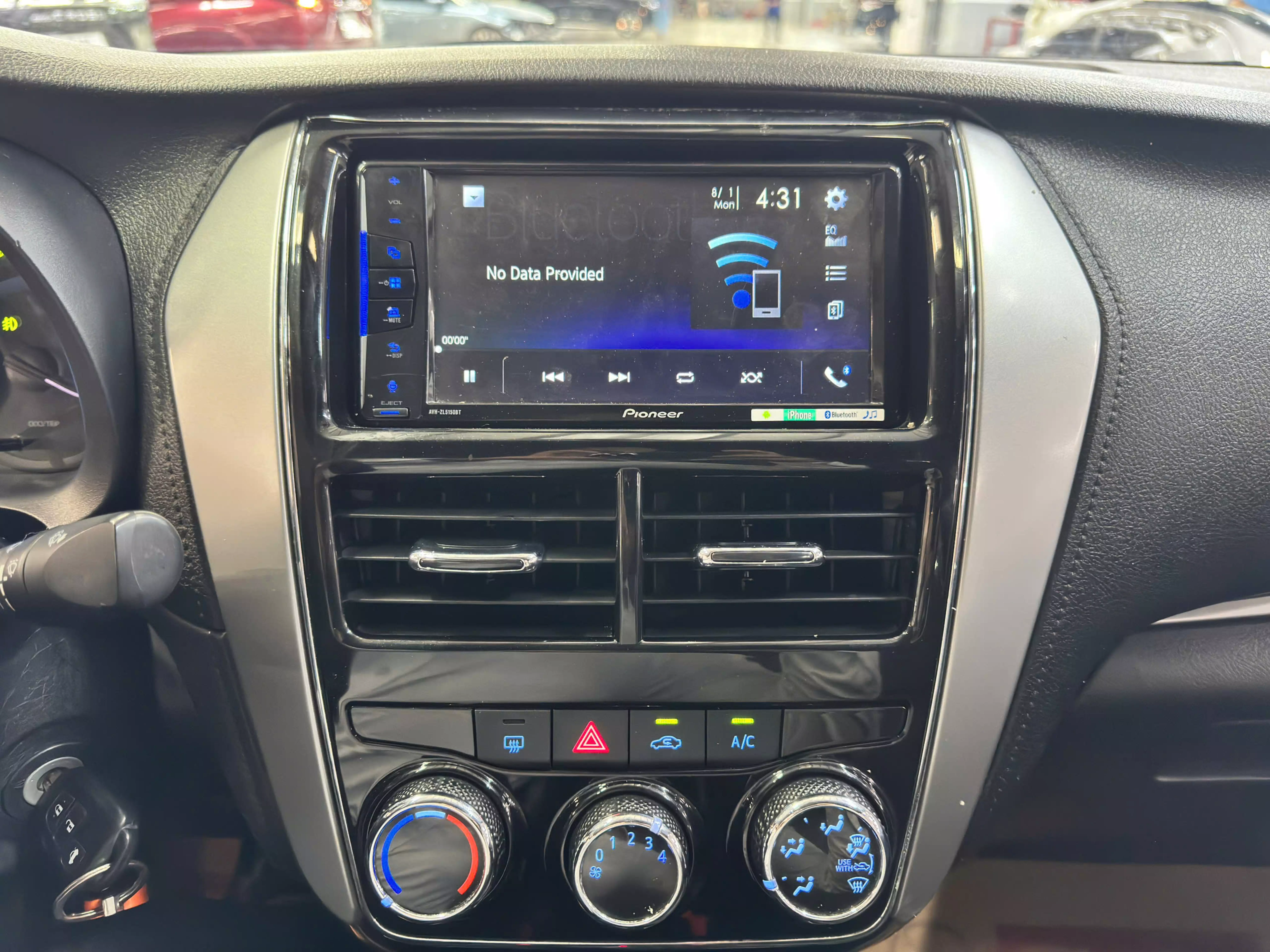 Xe Toyota Vios Vios 1.5 E MT 2020 2020, màu trắng, giá chỉ 330 triệu-10