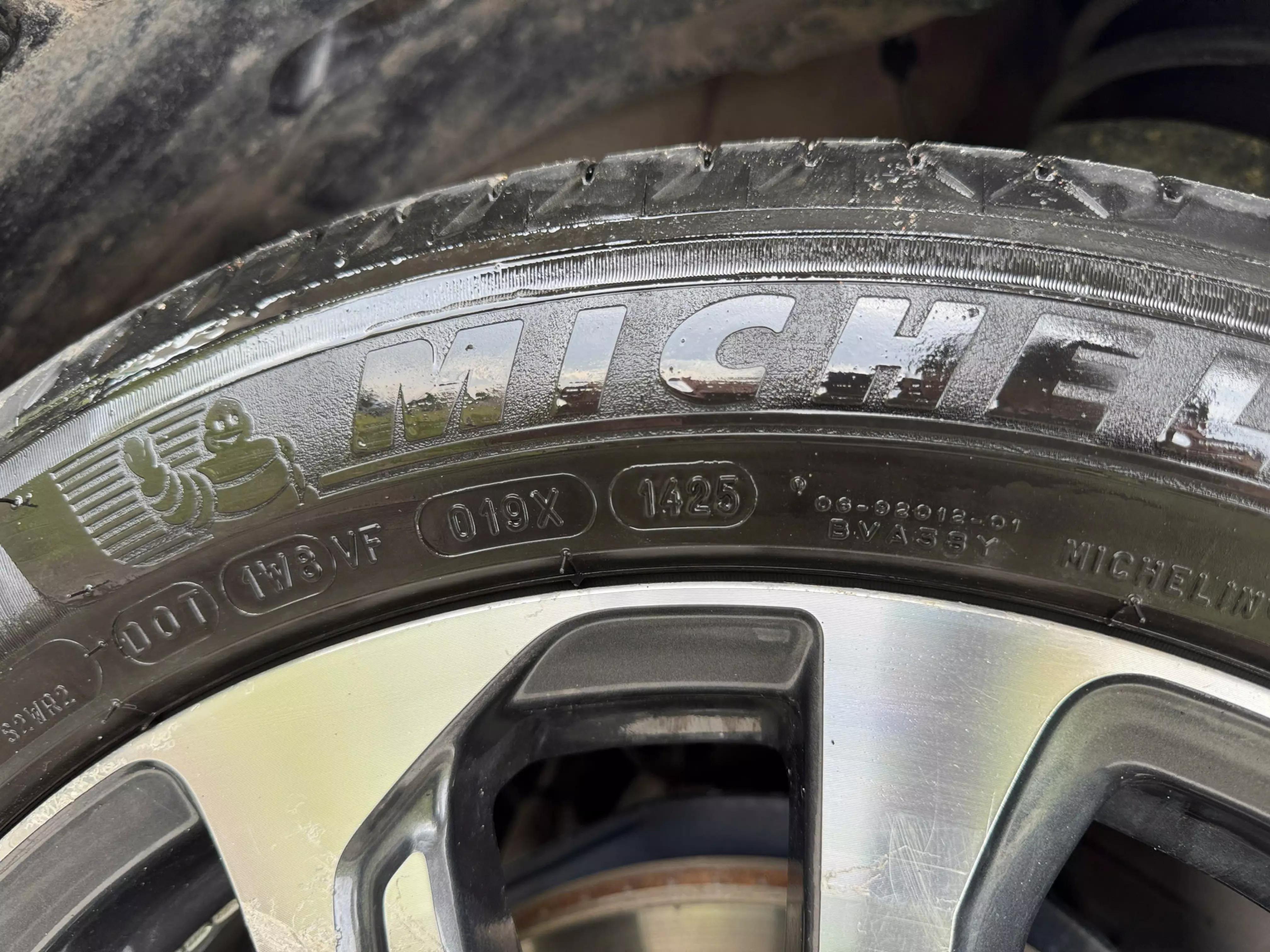 Cần bán gấp Toyota Corolla Cross Cross 1.8 HEV 2021, màu đỏ, nhập khẩu chính hãng-3