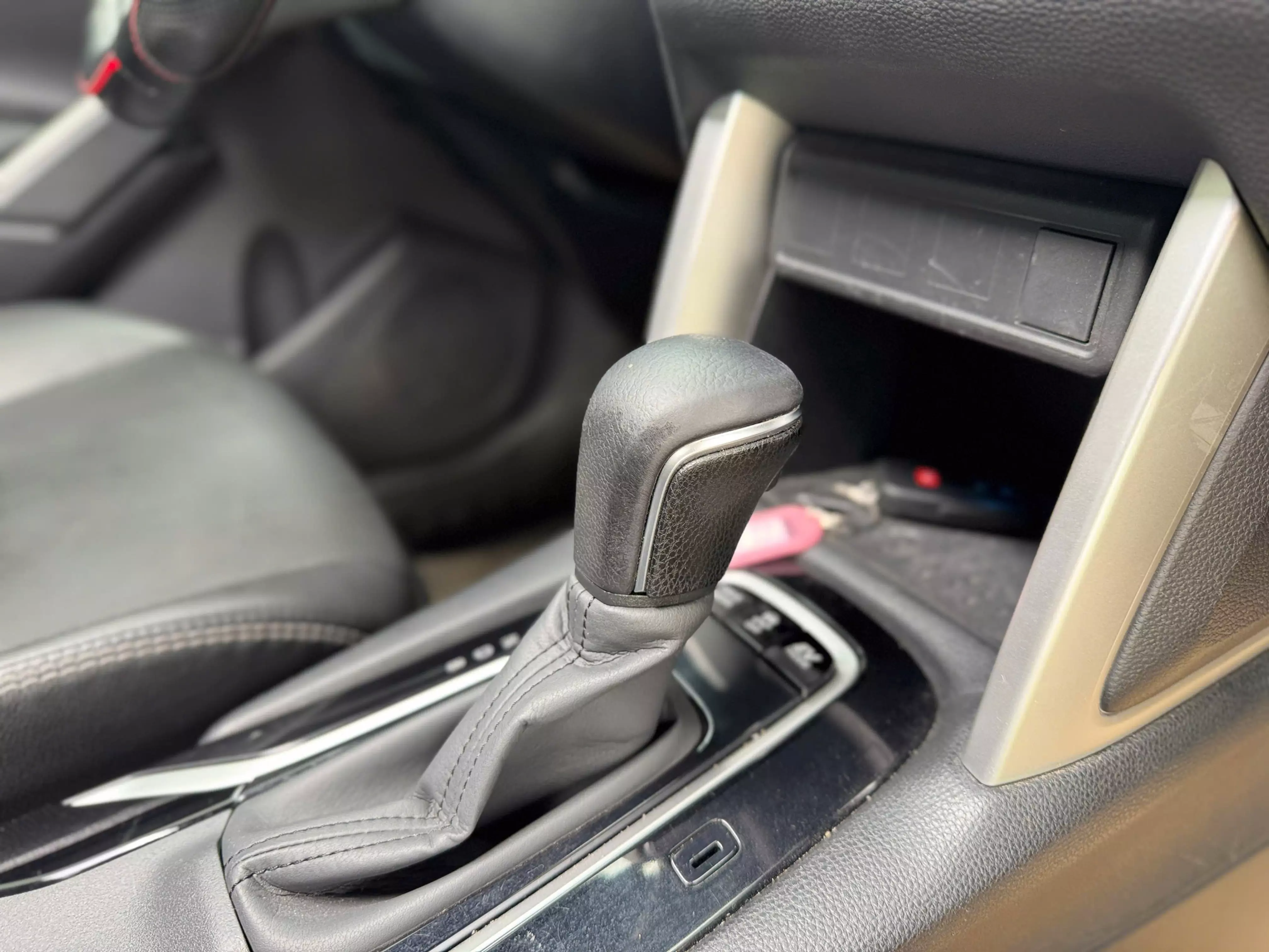 Cần bán gấp Toyota Corolla Cross Cross 1.8 HEV 2021, màu đỏ, nhập khẩu chính hãng-11