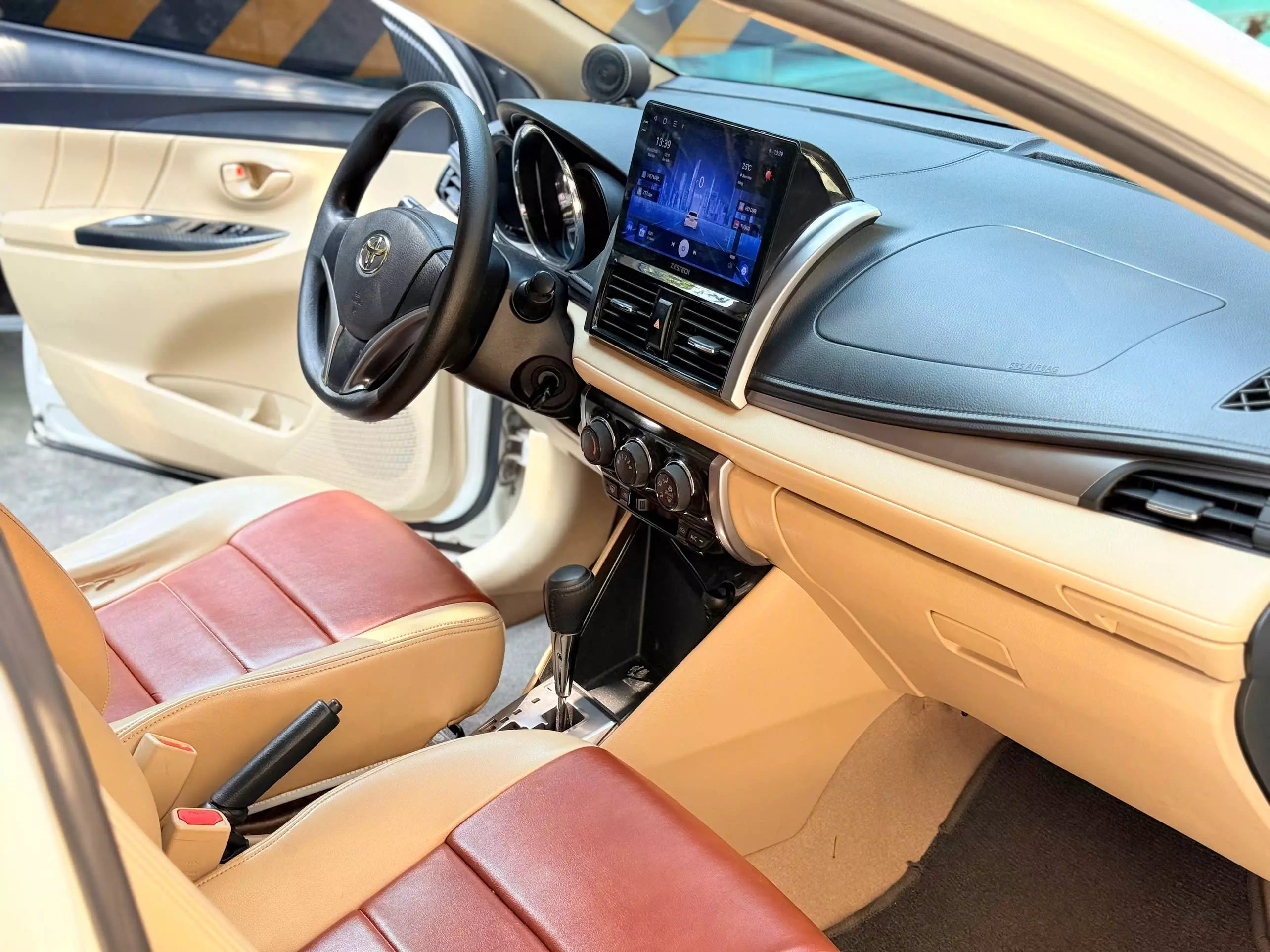 Toyota Vios 1.5E CVT 2017-4