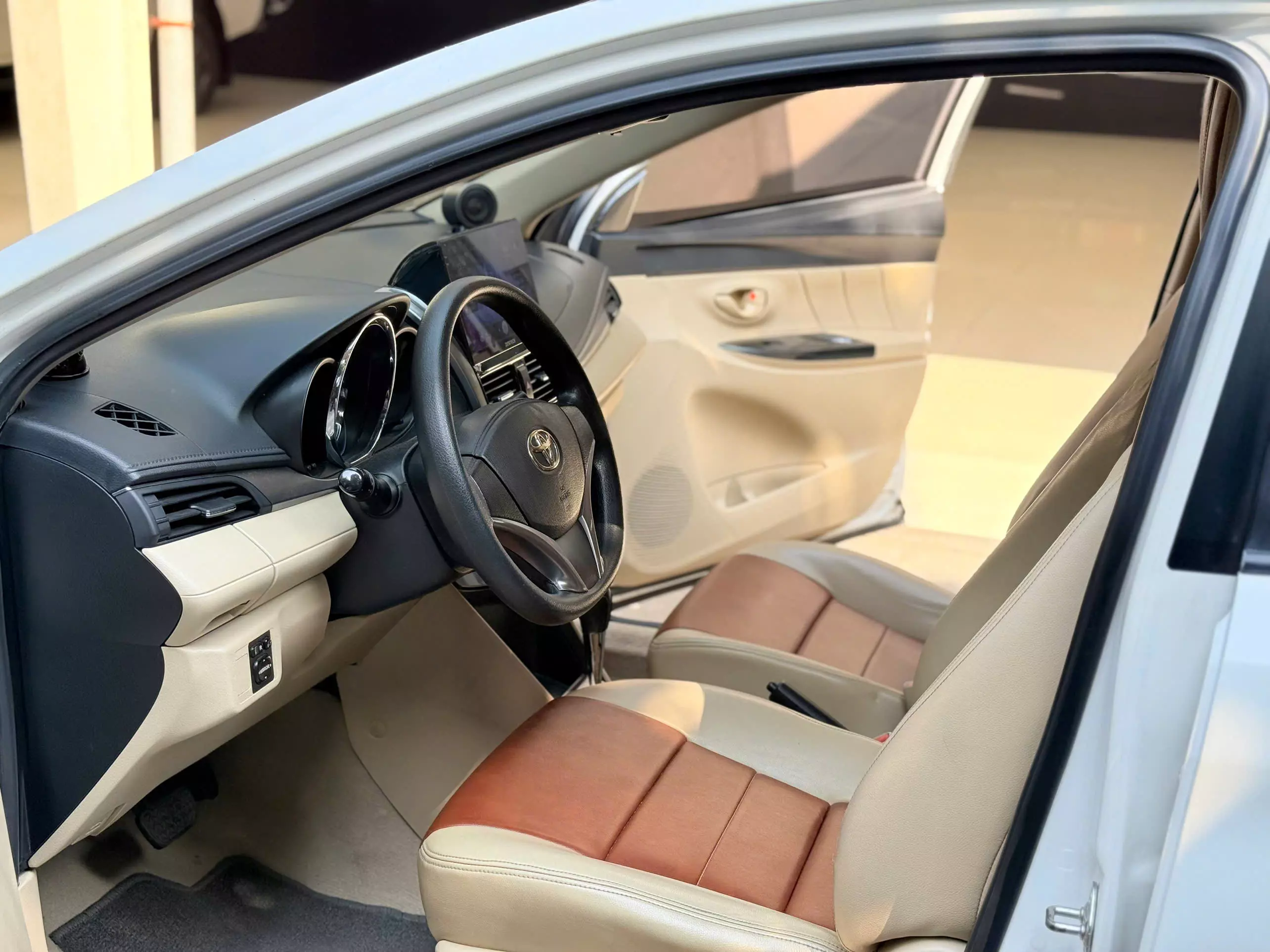 Toyota Vios 1.5E CVT 2017-5