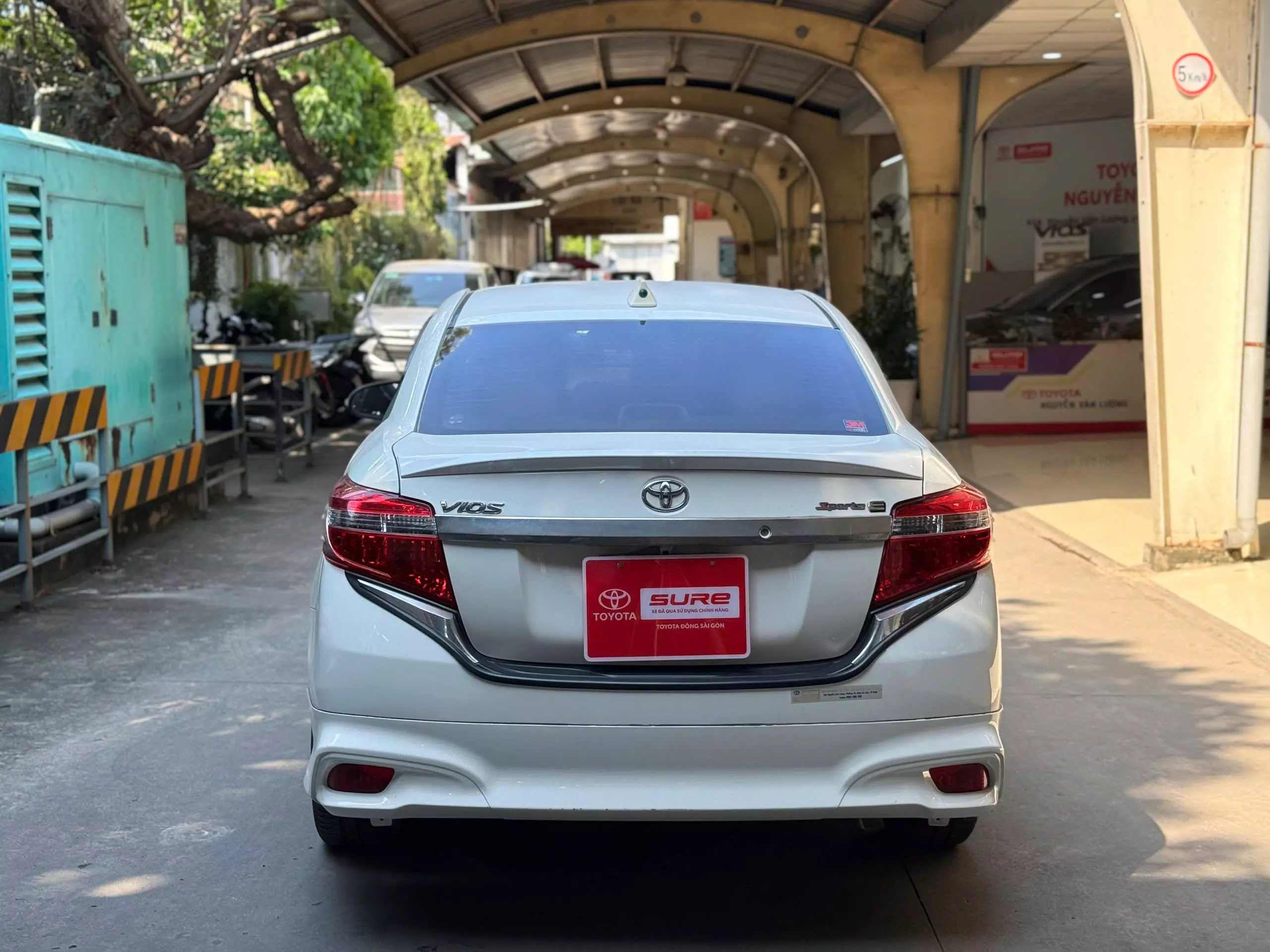 Toyota Vios 1.5E CVT 2017-8