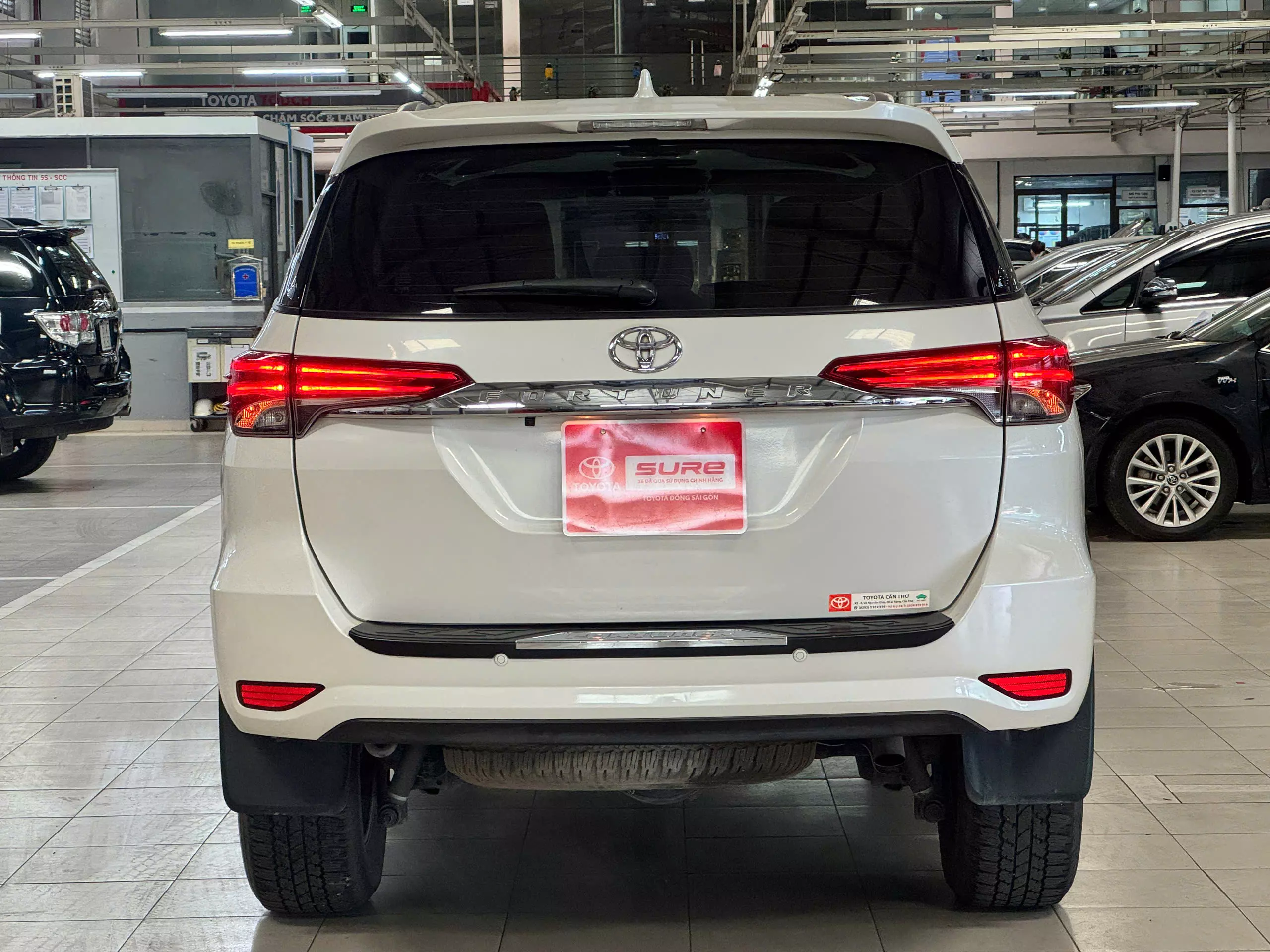 Toyota Fortuner 2.4G AT 2020-6