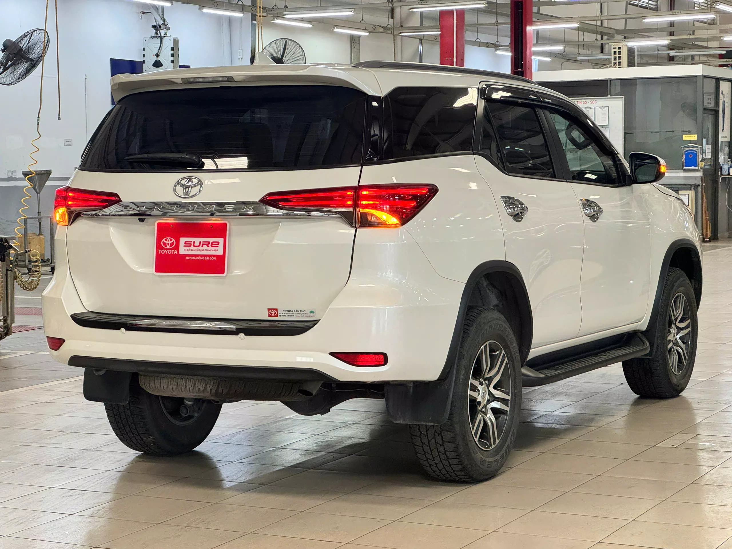 Toyota Fortuner 2.4G AT 2020-7