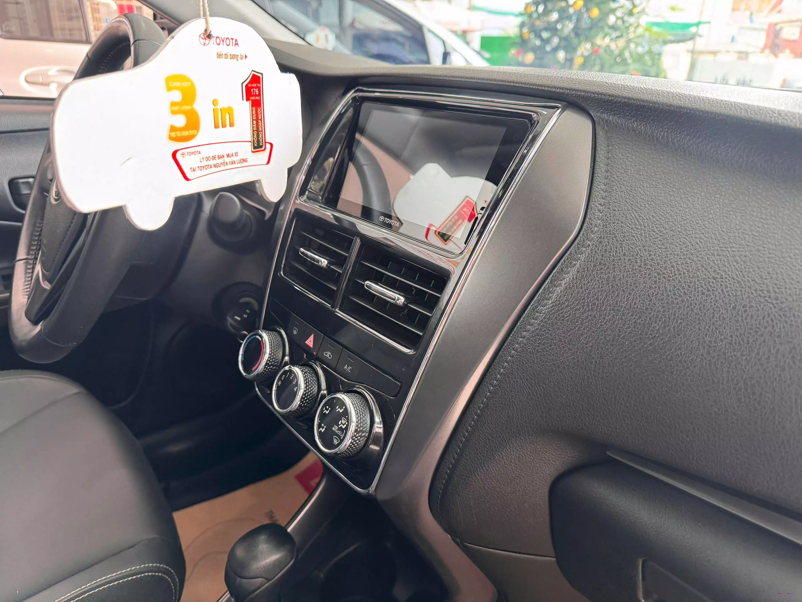 Toyota Vios 1.5E CVT 2024-3