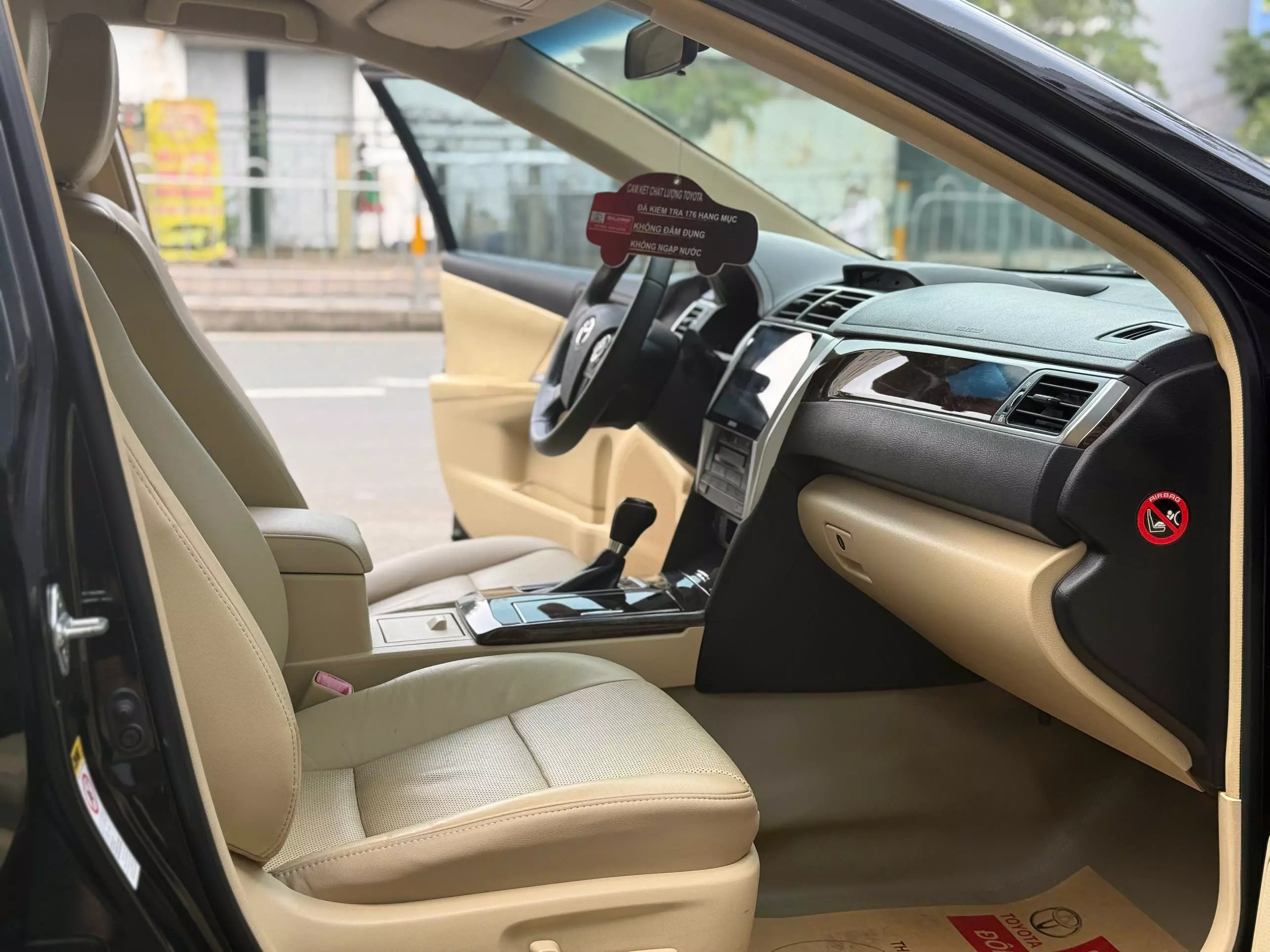 Toyota Camry 2.0E 2017-2