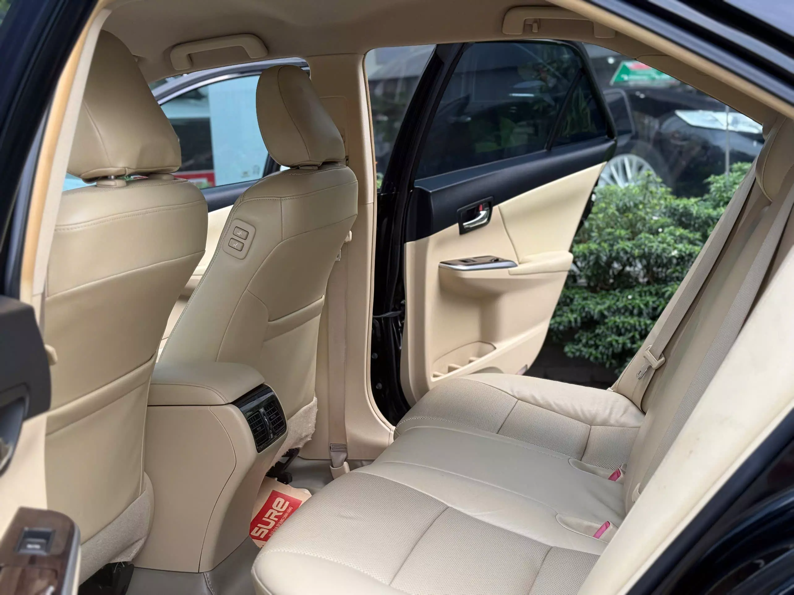 Toyota Camry 2.0E 2017-4