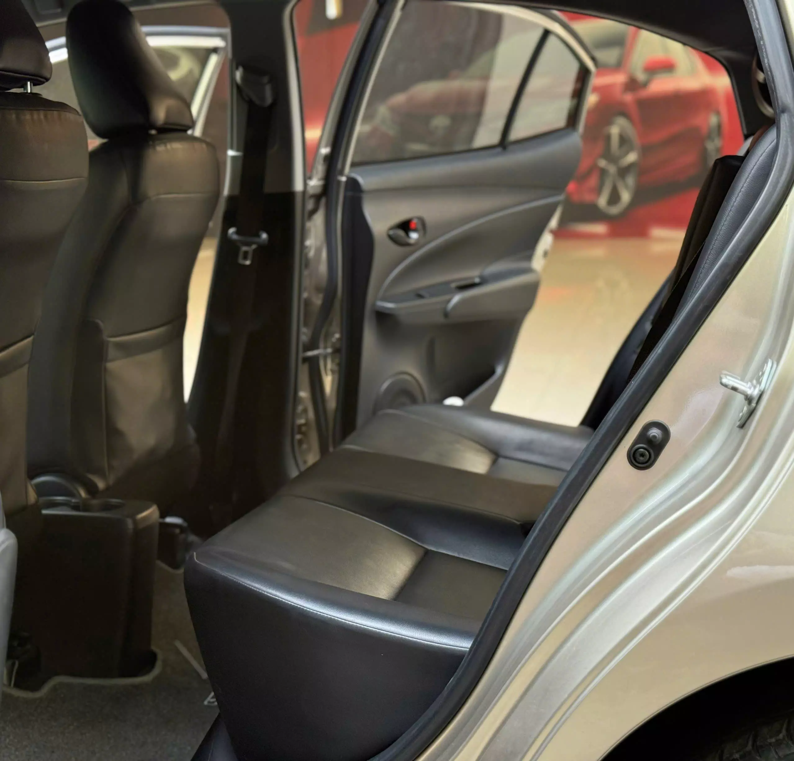 Toyota Vios 1.5E MT 2020-9