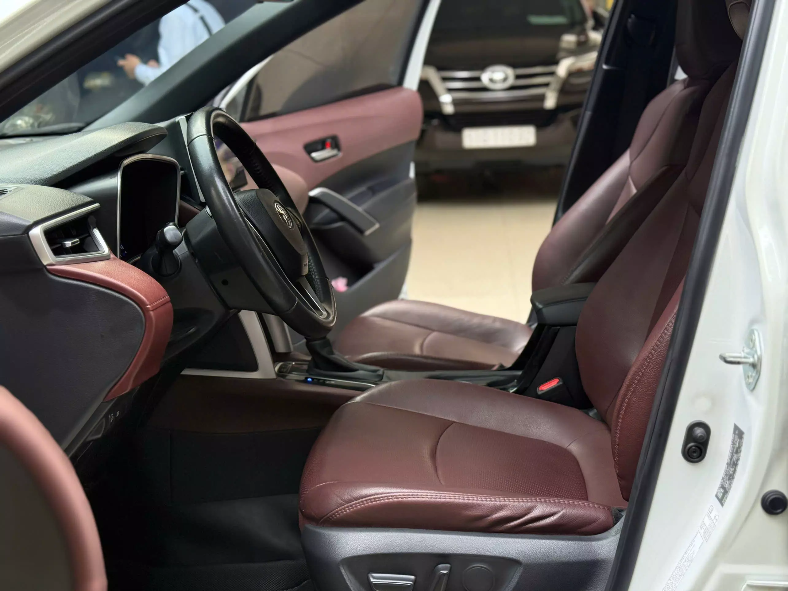 Toyota Corolla Cross 1.8HEV 2022-8