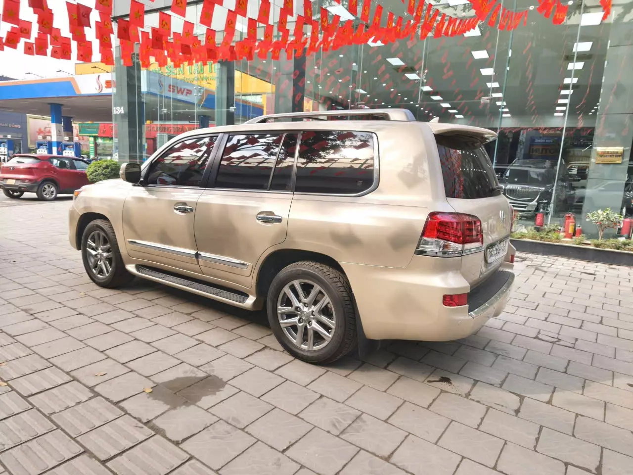 Bán xe Lexus LX 570 2014, màu vàng, nhập khẩu Thị trường mỹ -2