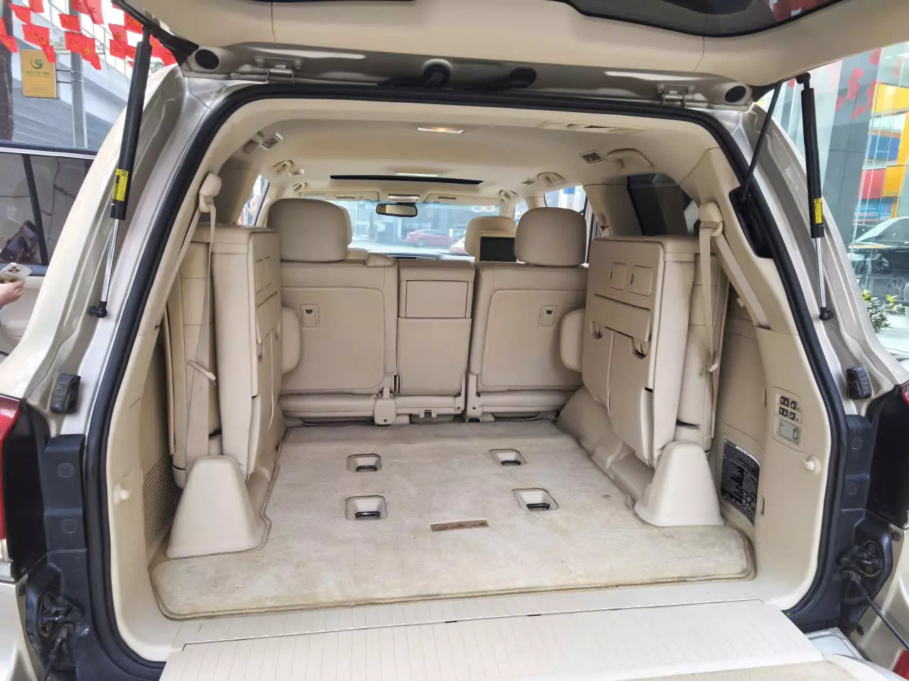 Bán xe Lexus LX 570 2014, màu vàng, nhập khẩu Thị trường mỹ -10