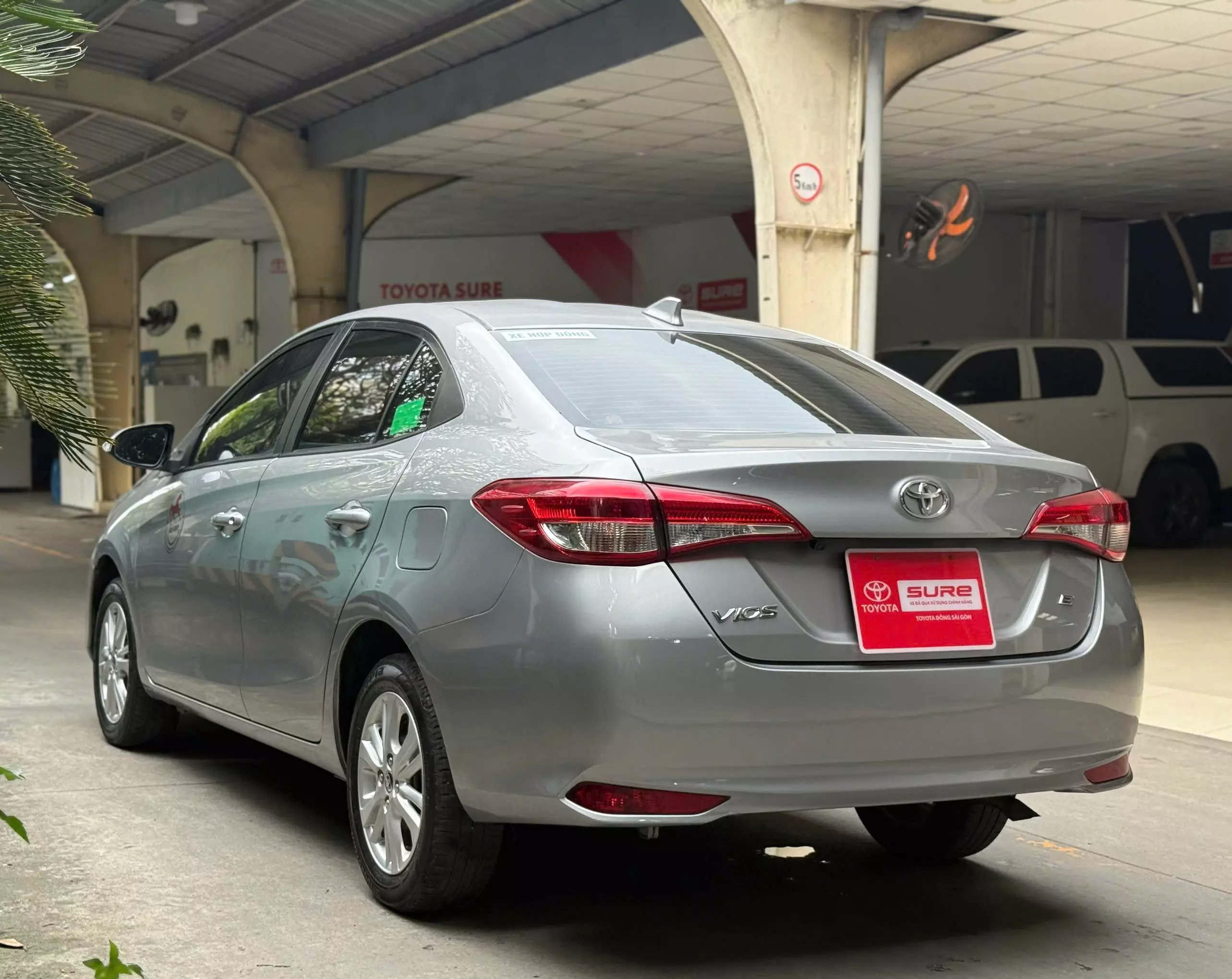 Cần bán xe Toyota Vios 1.5 E MT 2020 2020, màu bạc, giá 325tr-14