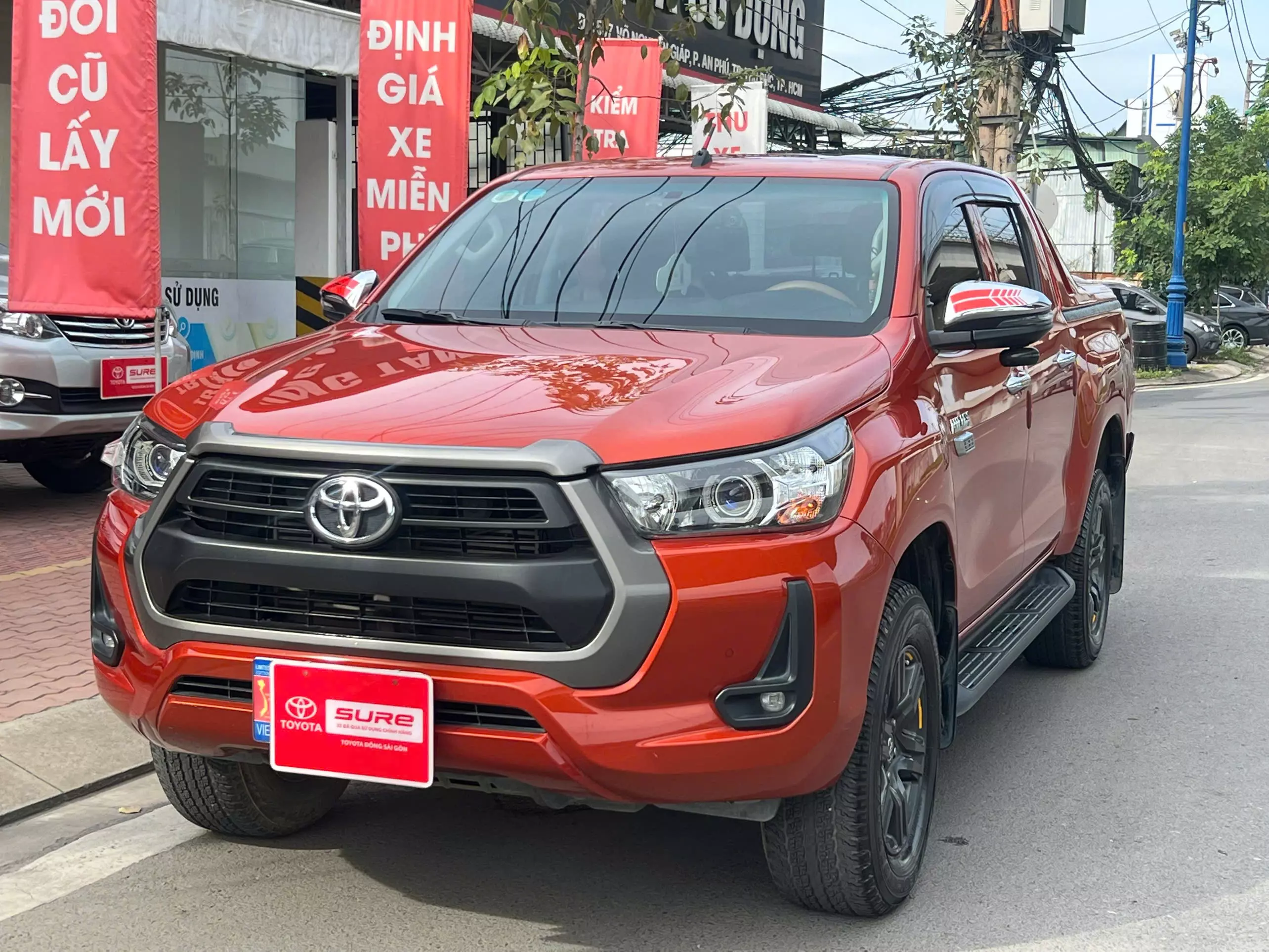 Cần bán lại xe Toyota HILUX 2.4G 4×2 AT 2021, nhập khẩu chính hãng-0