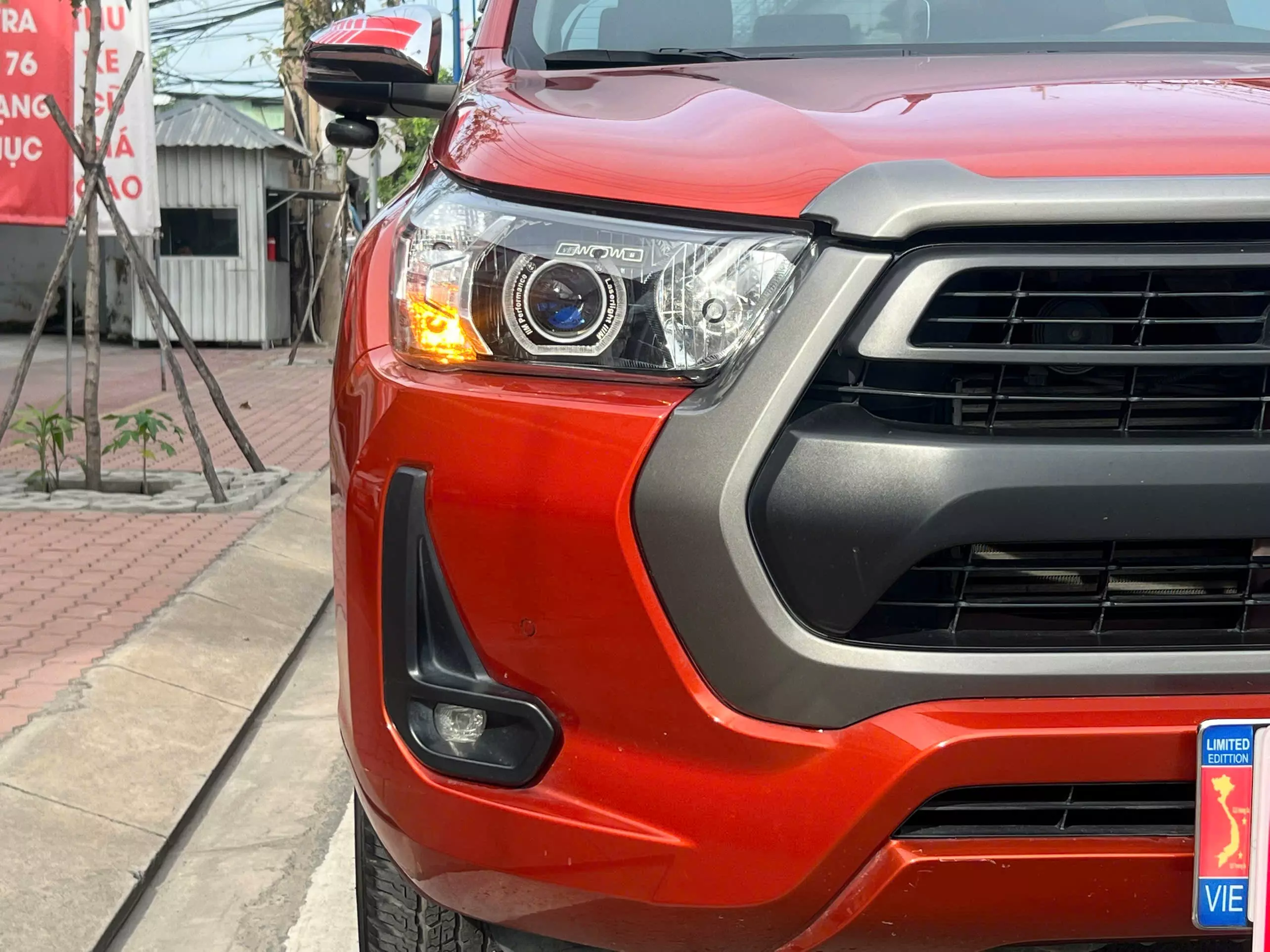 Cần bán lại xe Toyota HILUX 2.4G 4×2 AT 2021, nhập khẩu chính hãng-9