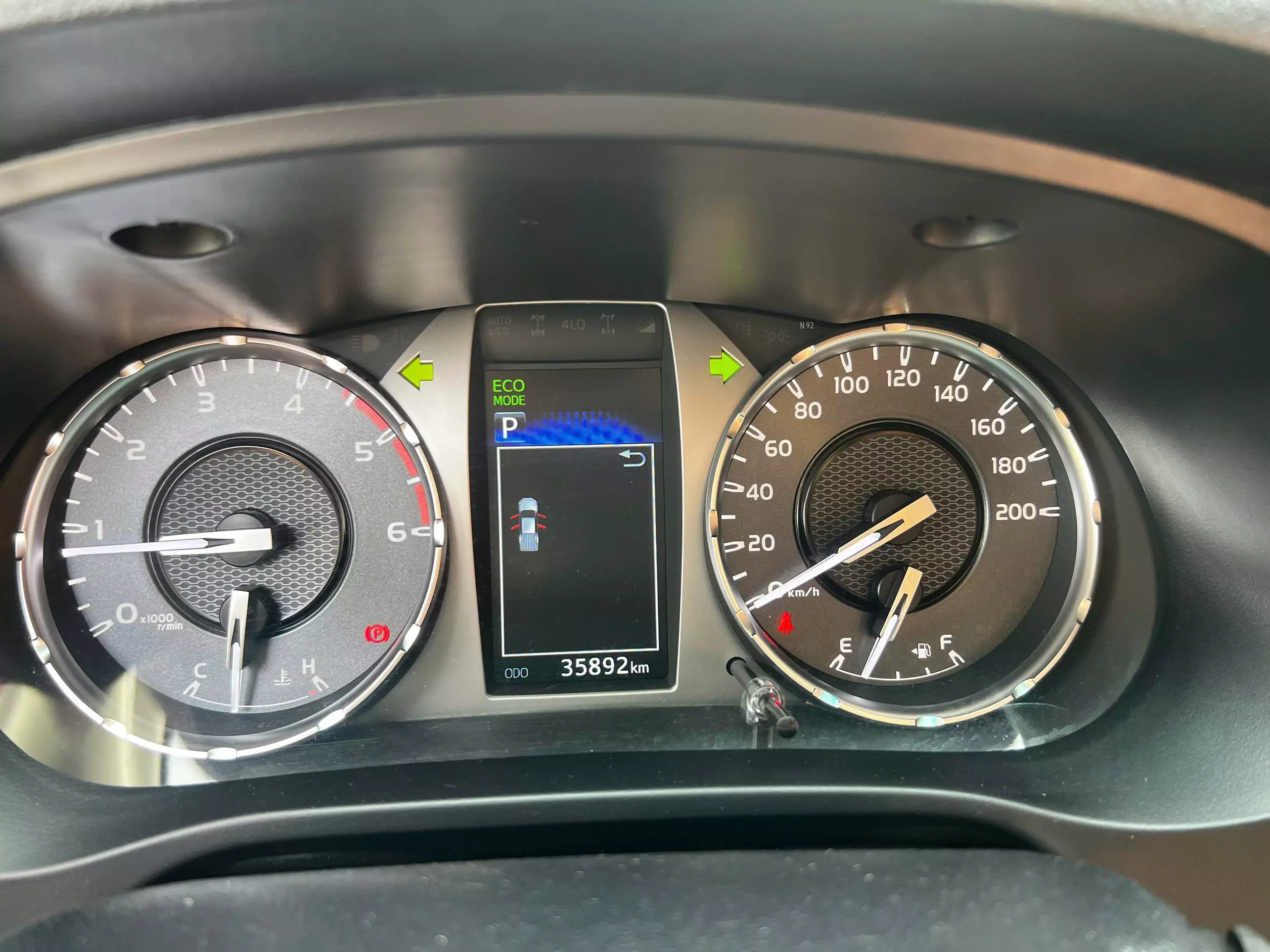 Cần bán lại xe Toyota HILUX 2.4G 4×2 AT 2021, nhập khẩu chính hãng-15