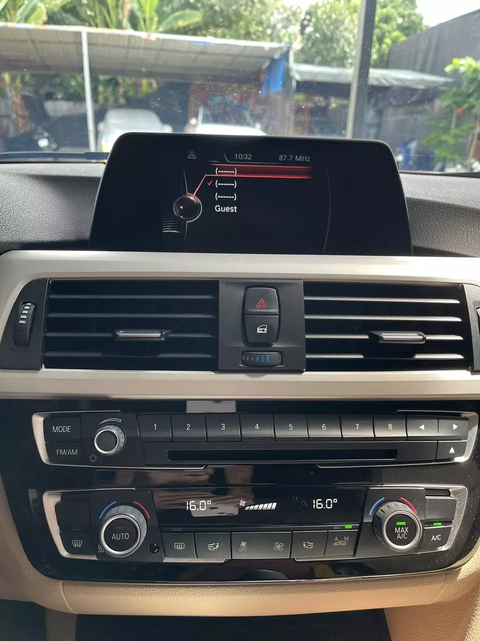 Cần bán BMW 320i 2016 đăng ký 2017-1