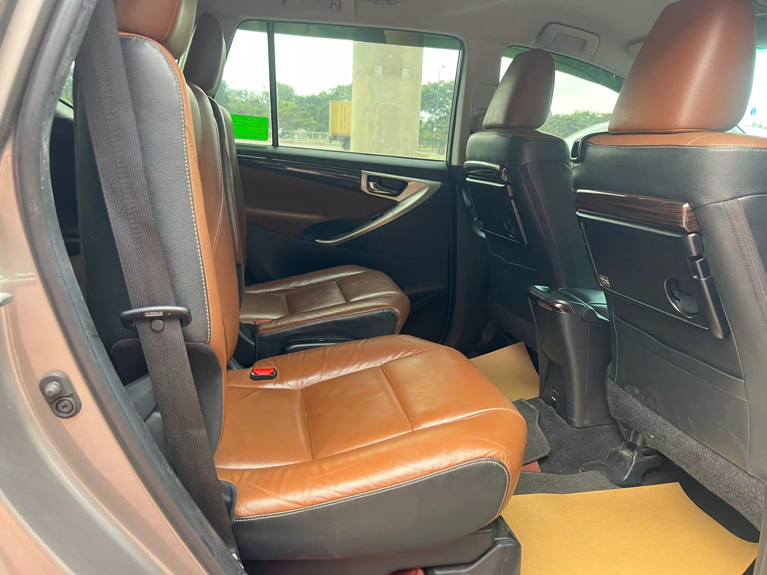 Toyota Innova 2.0V 2017-13