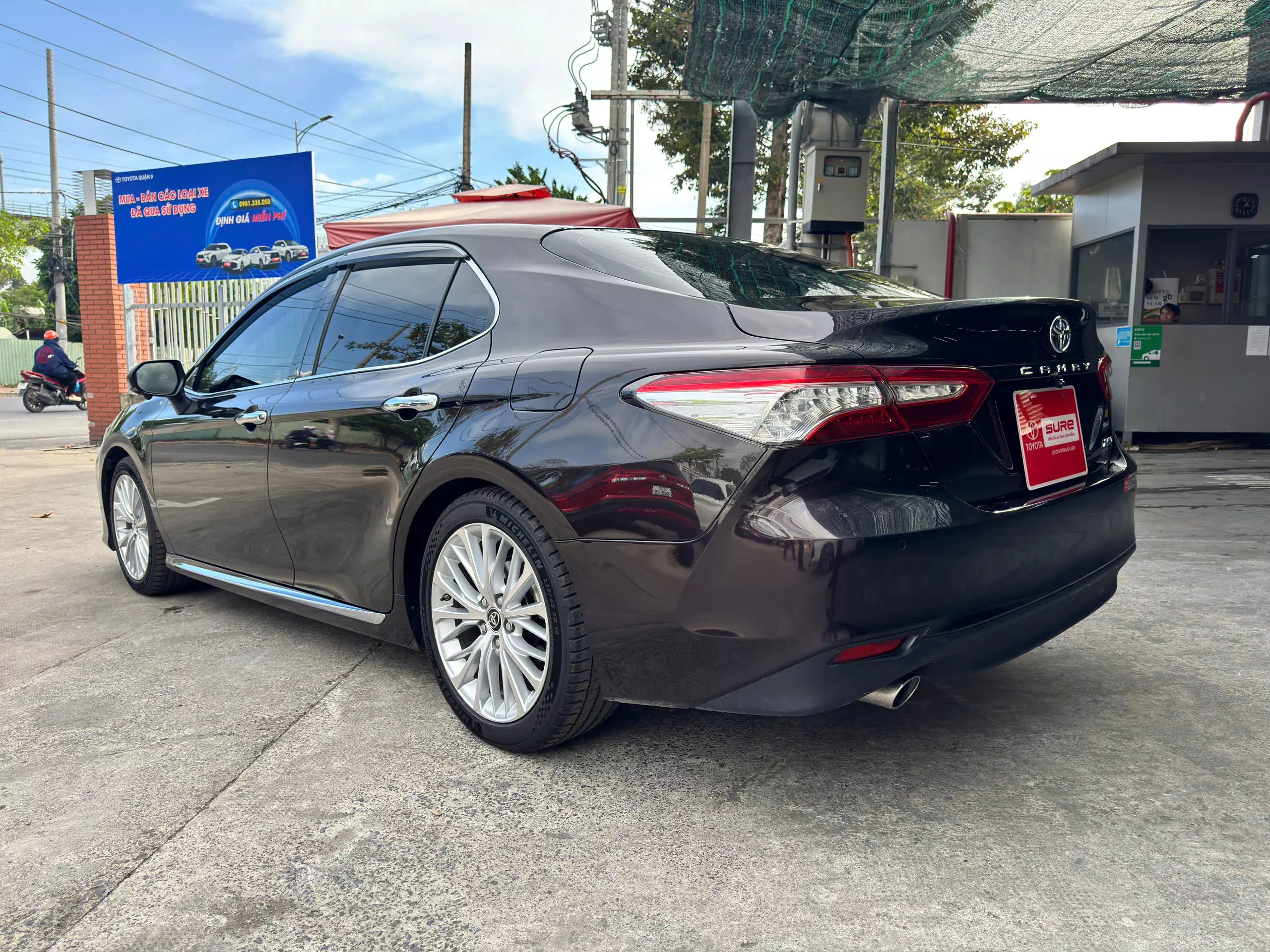 Toyota Camry 2.5Q 2019 (Form mới)-2