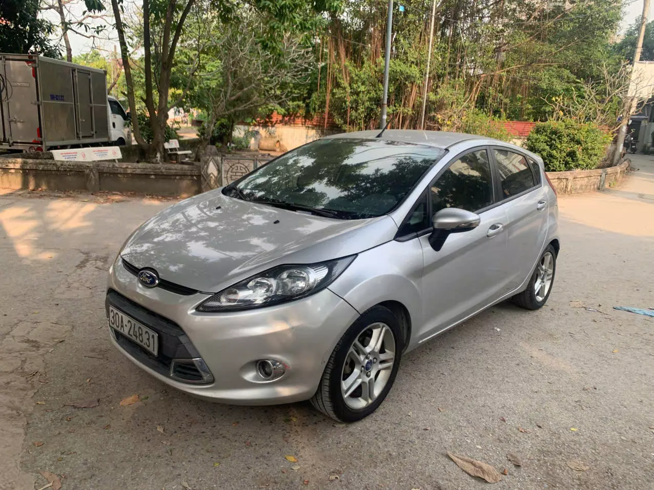Ford Fiesta 2012 – Xe 5 chỗ-4