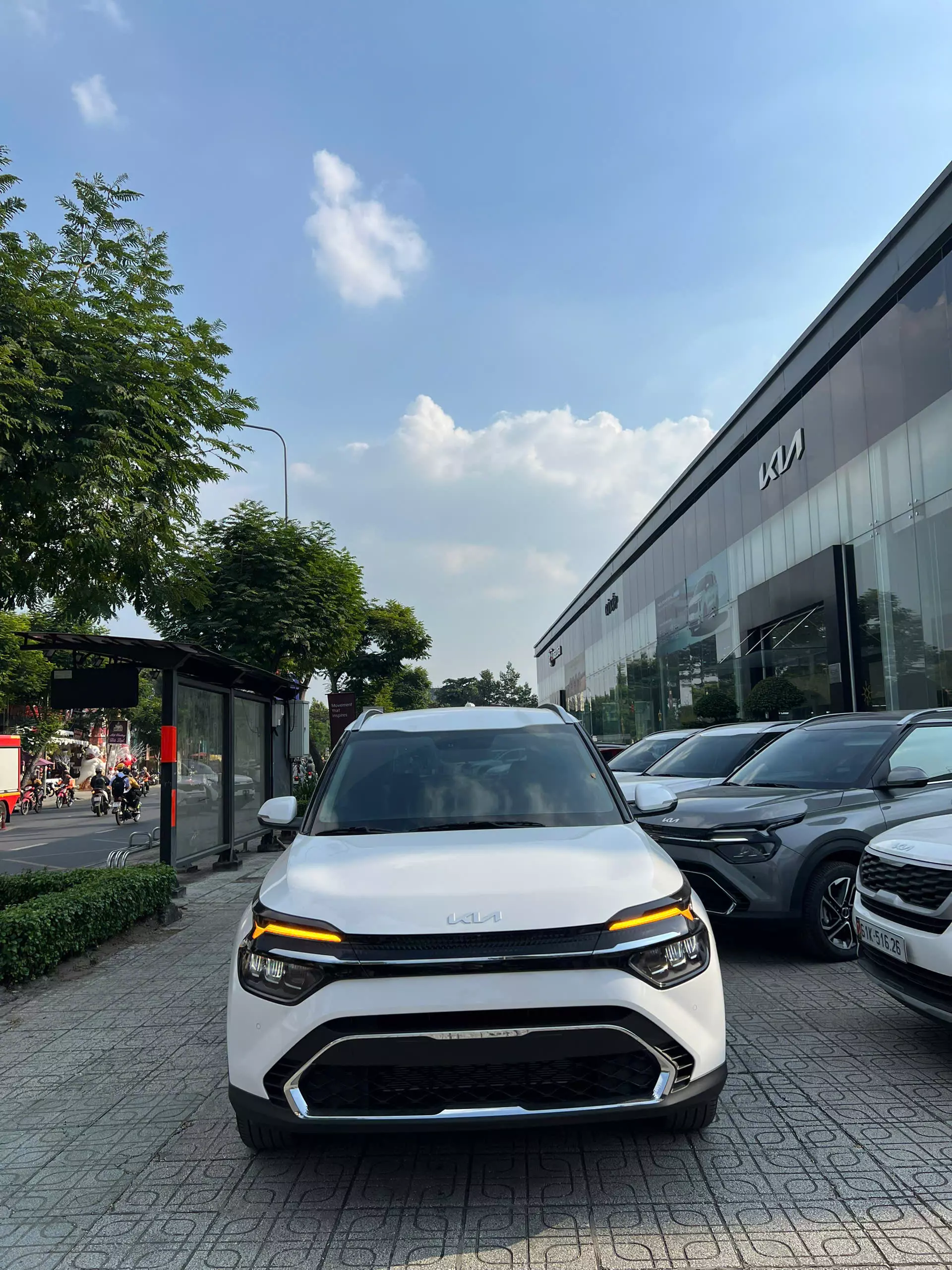 KIA CARENS LUXURY 2025 – MPV hiện đại cho gia đình Việt -2