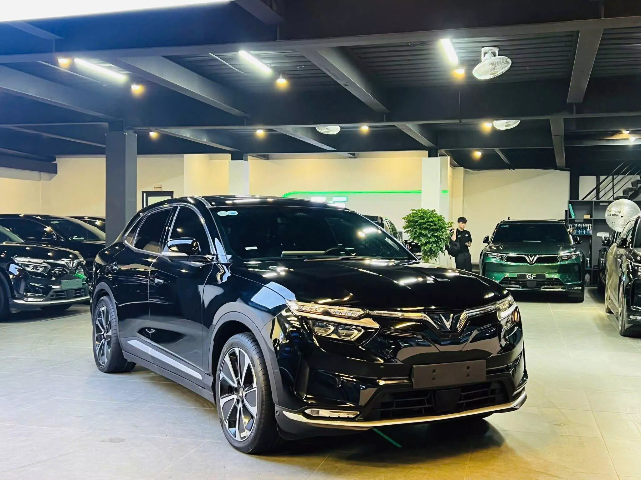 VF 8: 1ty019 - 1ty199 • Giảm trực tiếp 4%-3