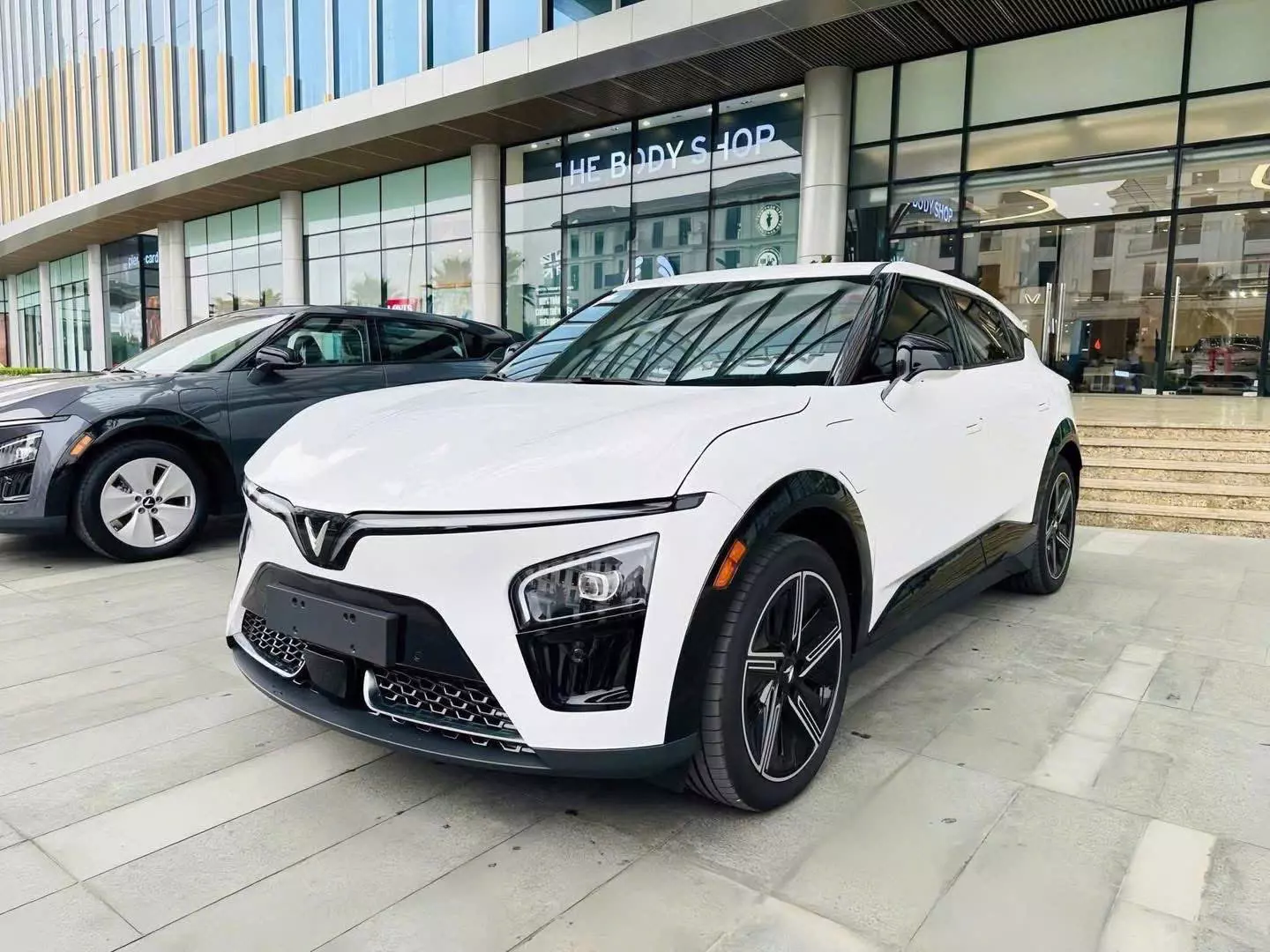 VF 7: 789- 1ty019 • Giảm trực tiếp 4%-1